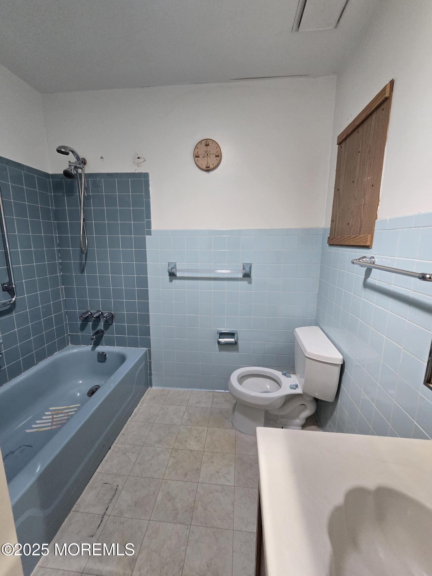 14 Banning Court, Toms River, New Jersey image 18