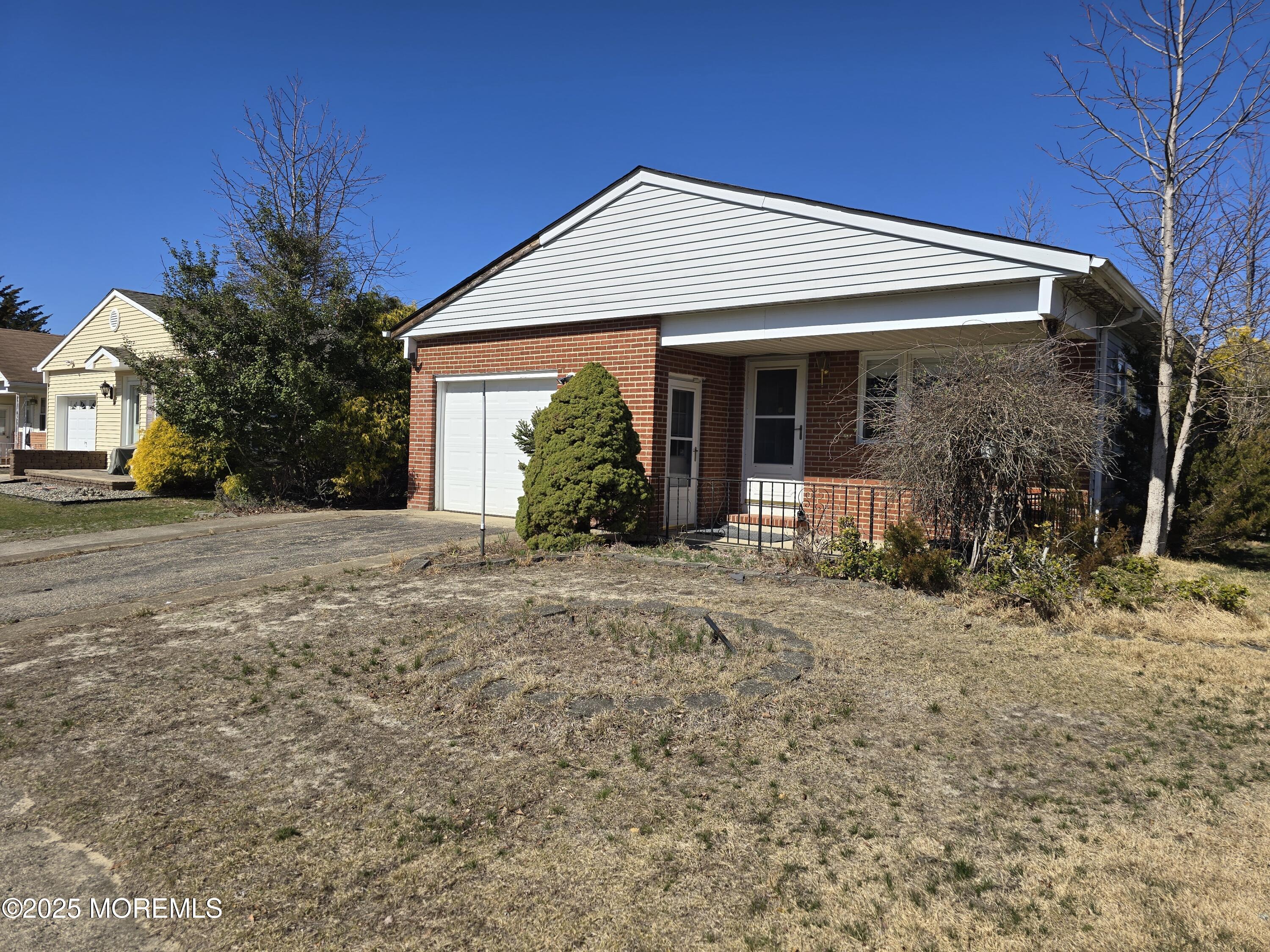 14 Banning Court, Toms River, New Jersey image 2