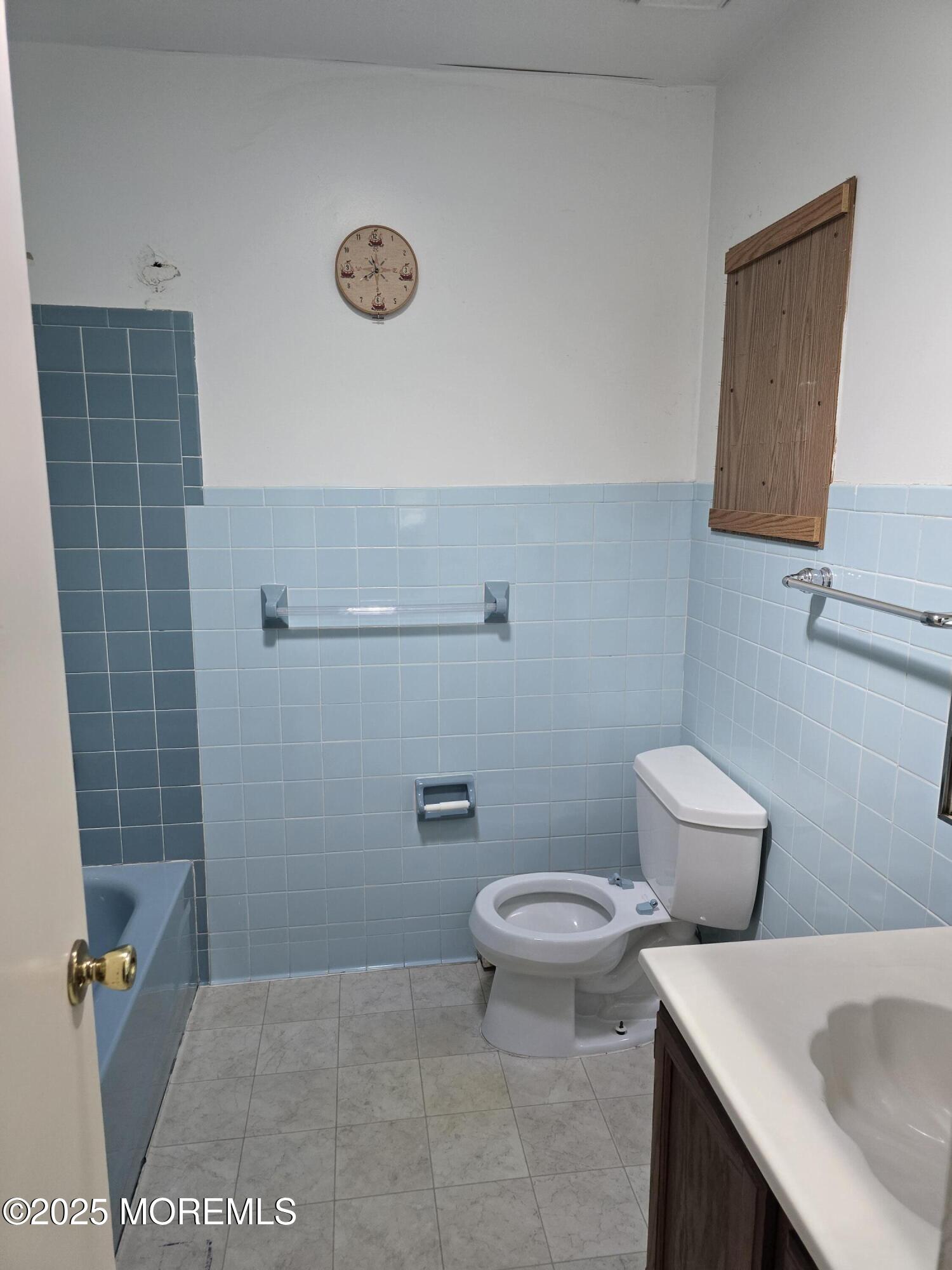 14 Banning Court, Toms River, New Jersey image 16