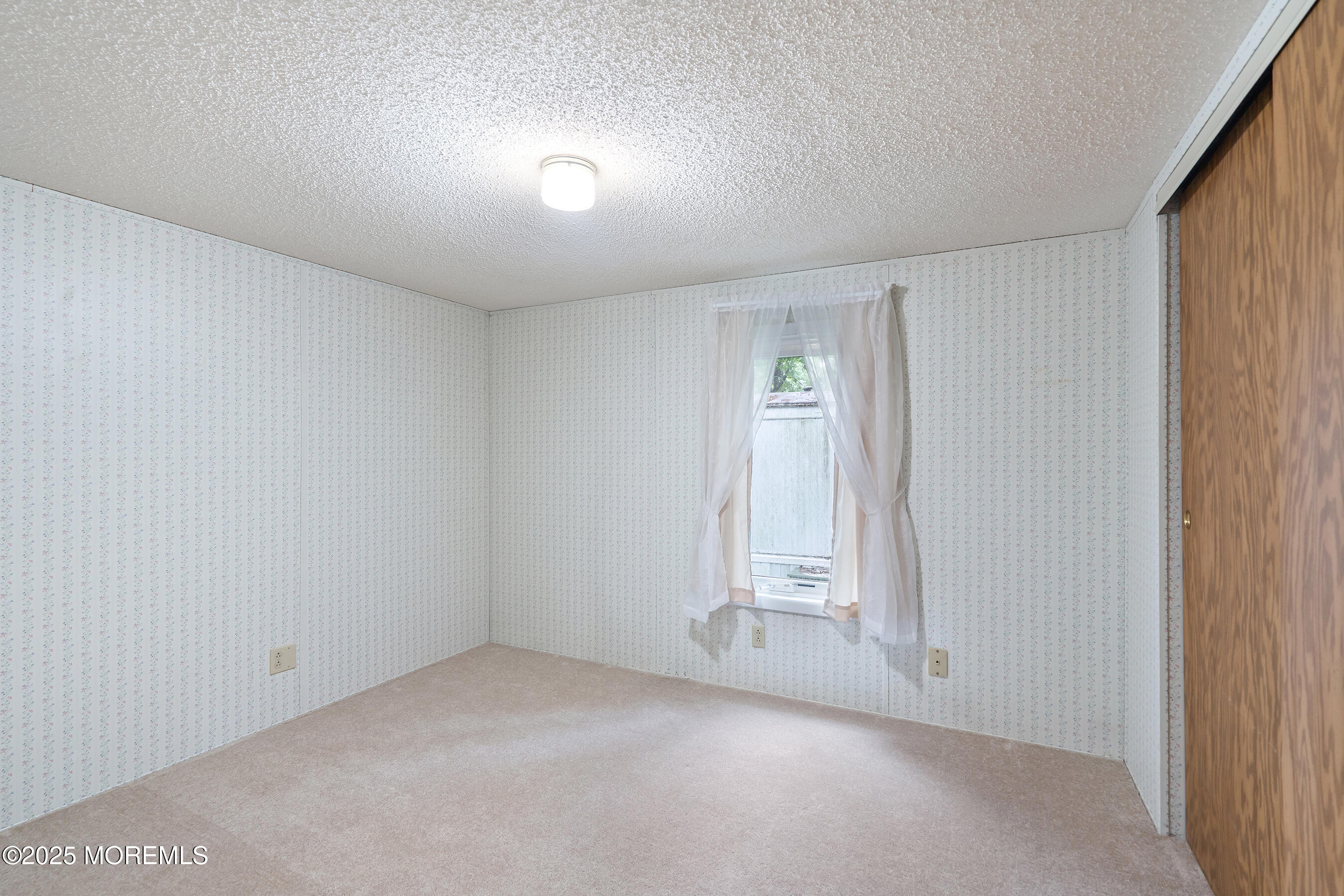 39 Marcia Memorial Circle, Jackson, New Jersey image 9