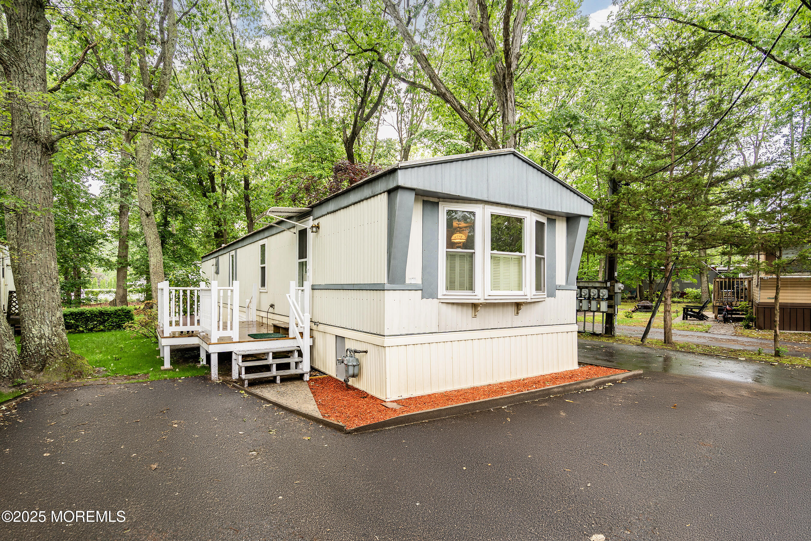 39 Marcia Memorial Circle, Jackson, New Jersey image 1