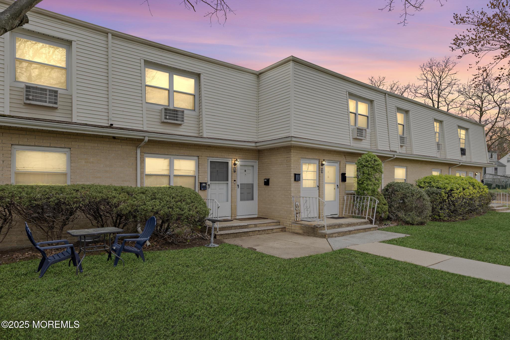 67 White Street #D, Eatontown, New Jersey image 1