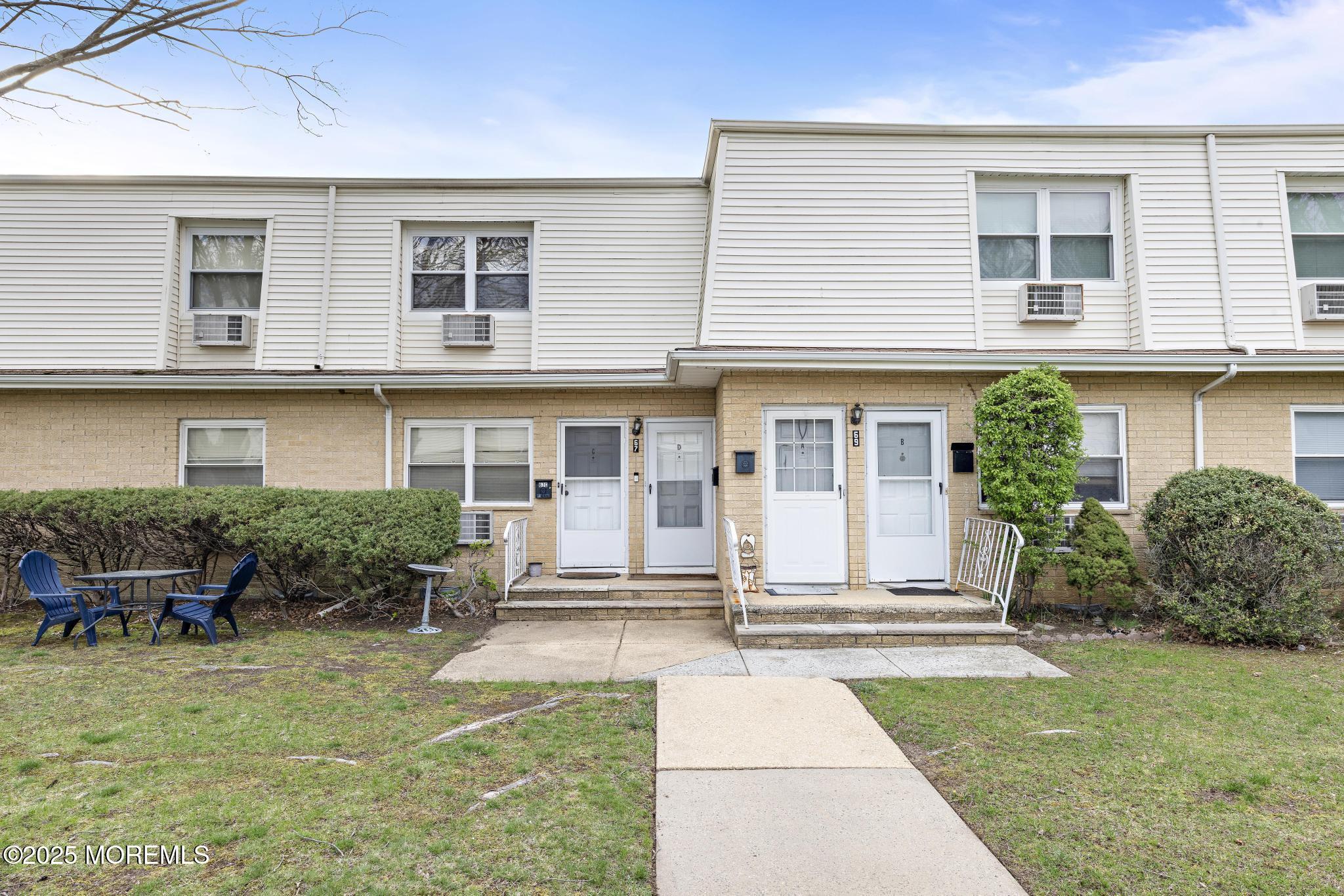 67 White Street #D, Eatontown, New Jersey image 2