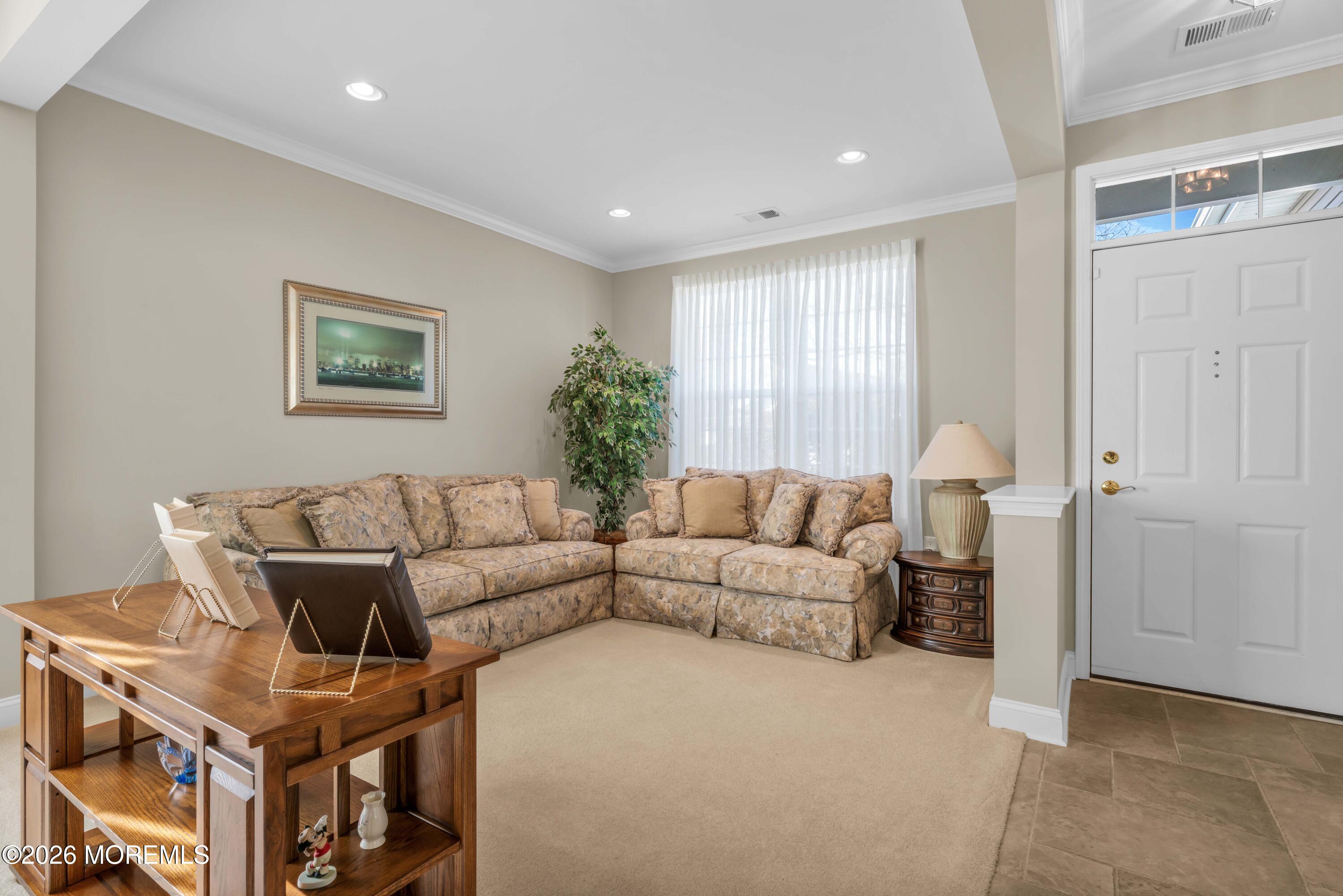 178 Huntington Drive