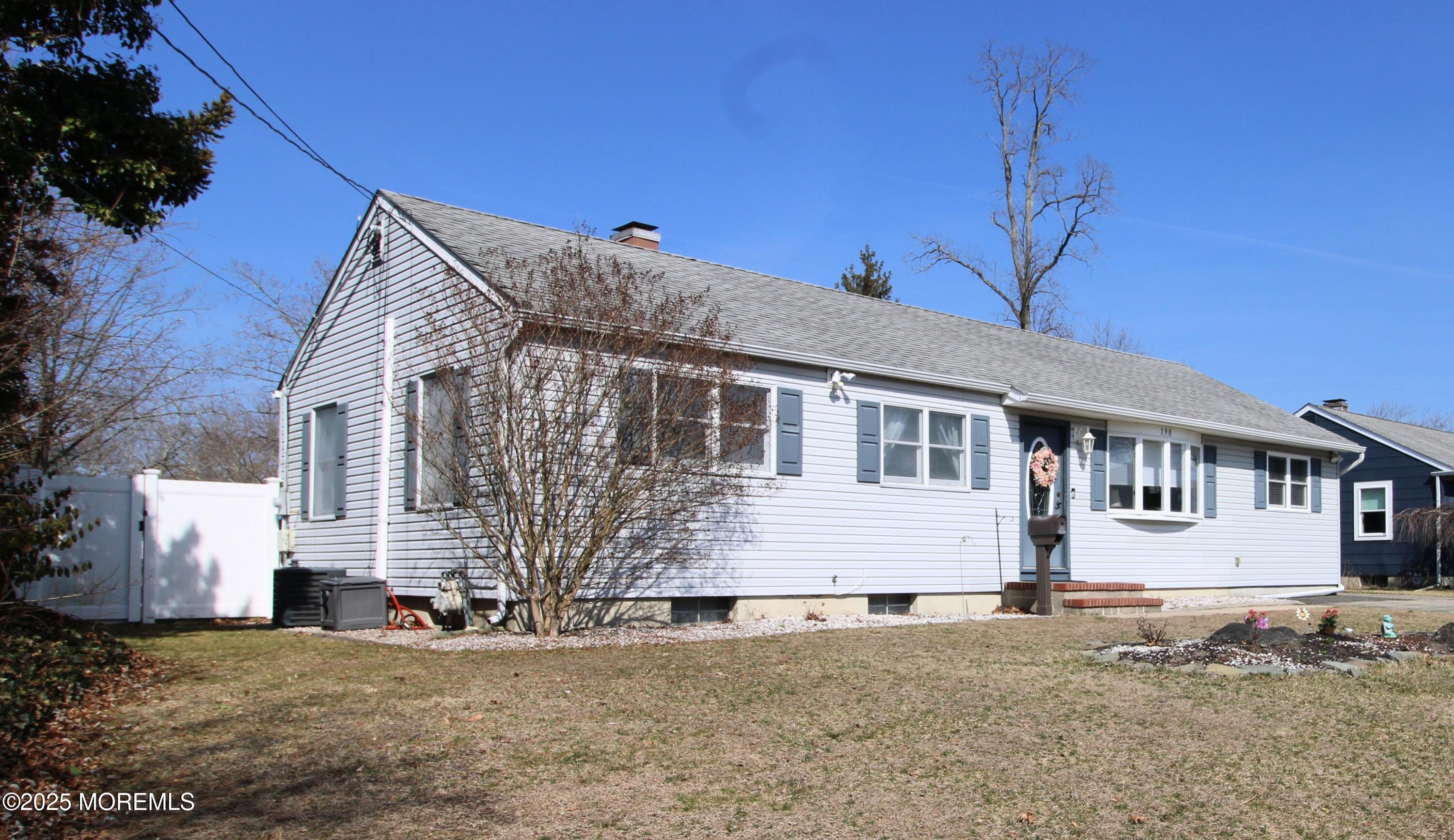 190 Sharon Drive, Toms River, New Jersey image 4