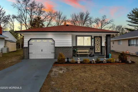 82 Fort De France Avenue, Toms River, NJ 08757 - MLS#: 22503855