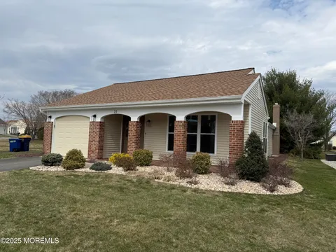 MLS: 22508906