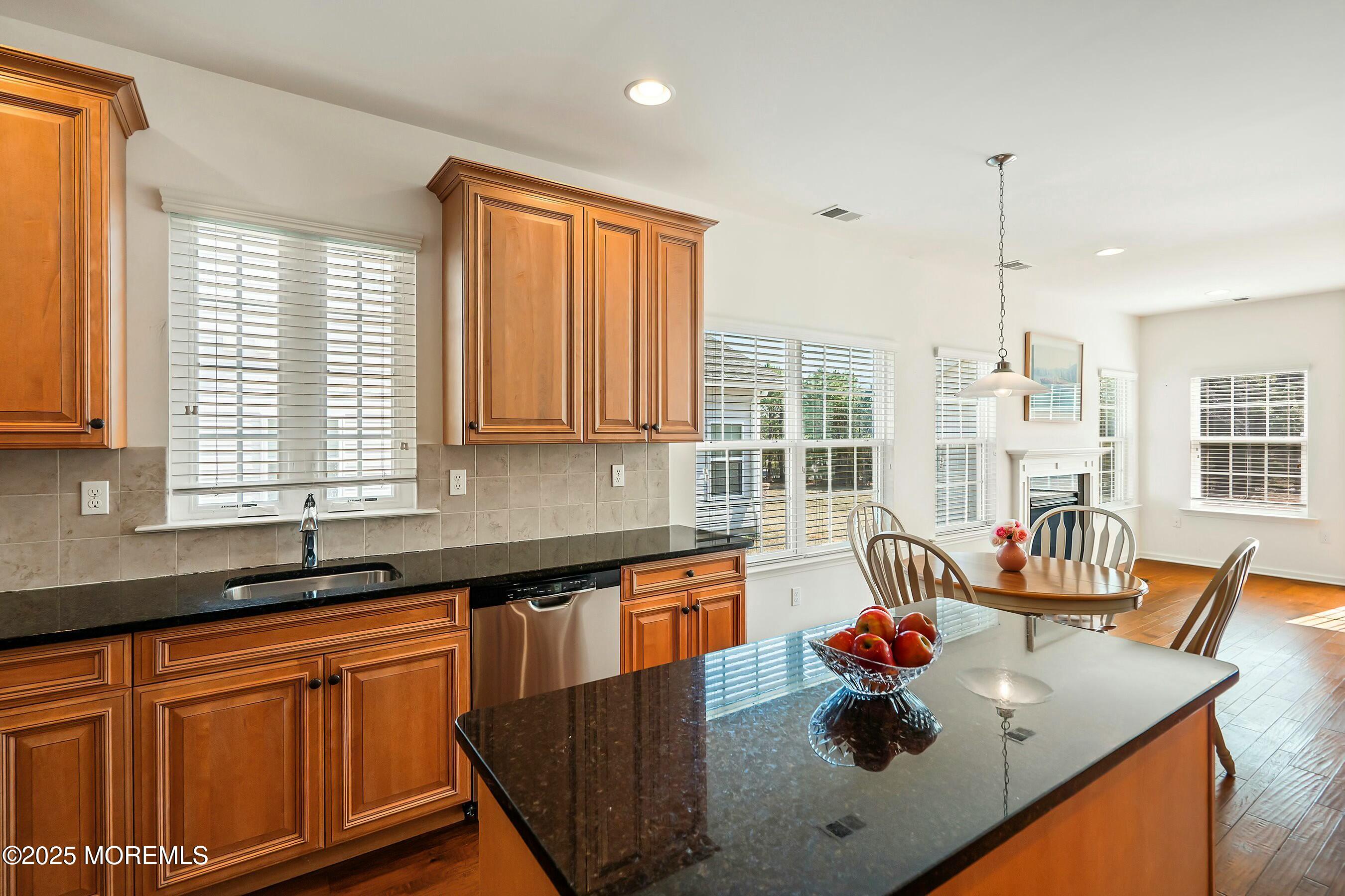 47 Honeysuckle Drive, Manahawkin, New Jersey image 12