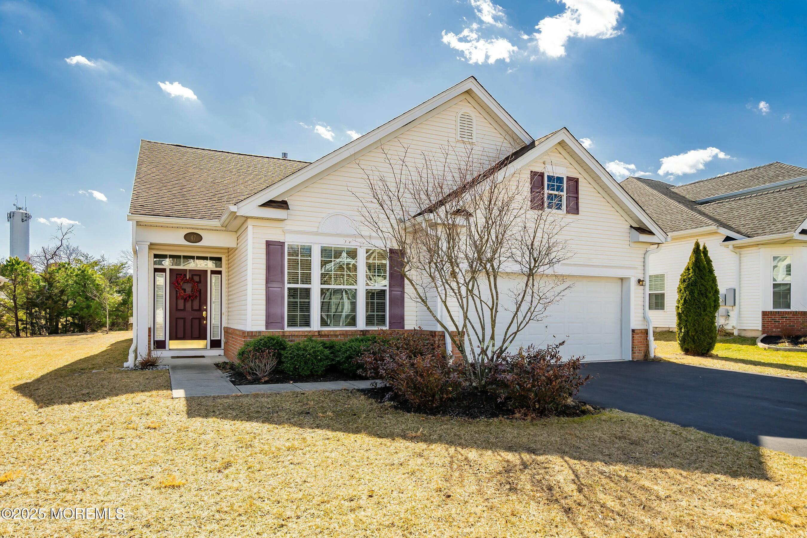 47 Honeysuckle Drive, Manahawkin, New Jersey image 3