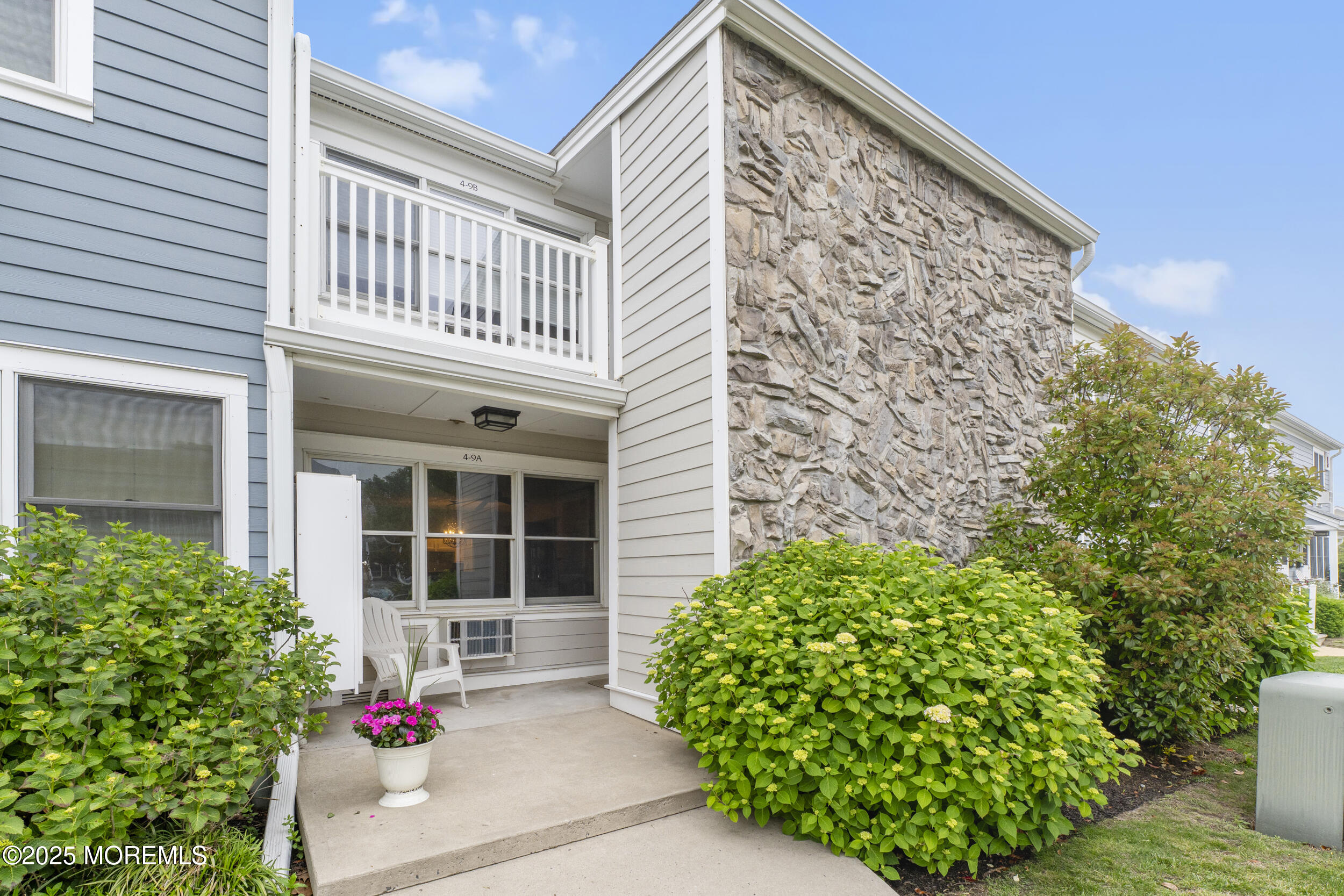 100 Seaview Avenue #9A, Monmouth Beach, New Jersey image 1