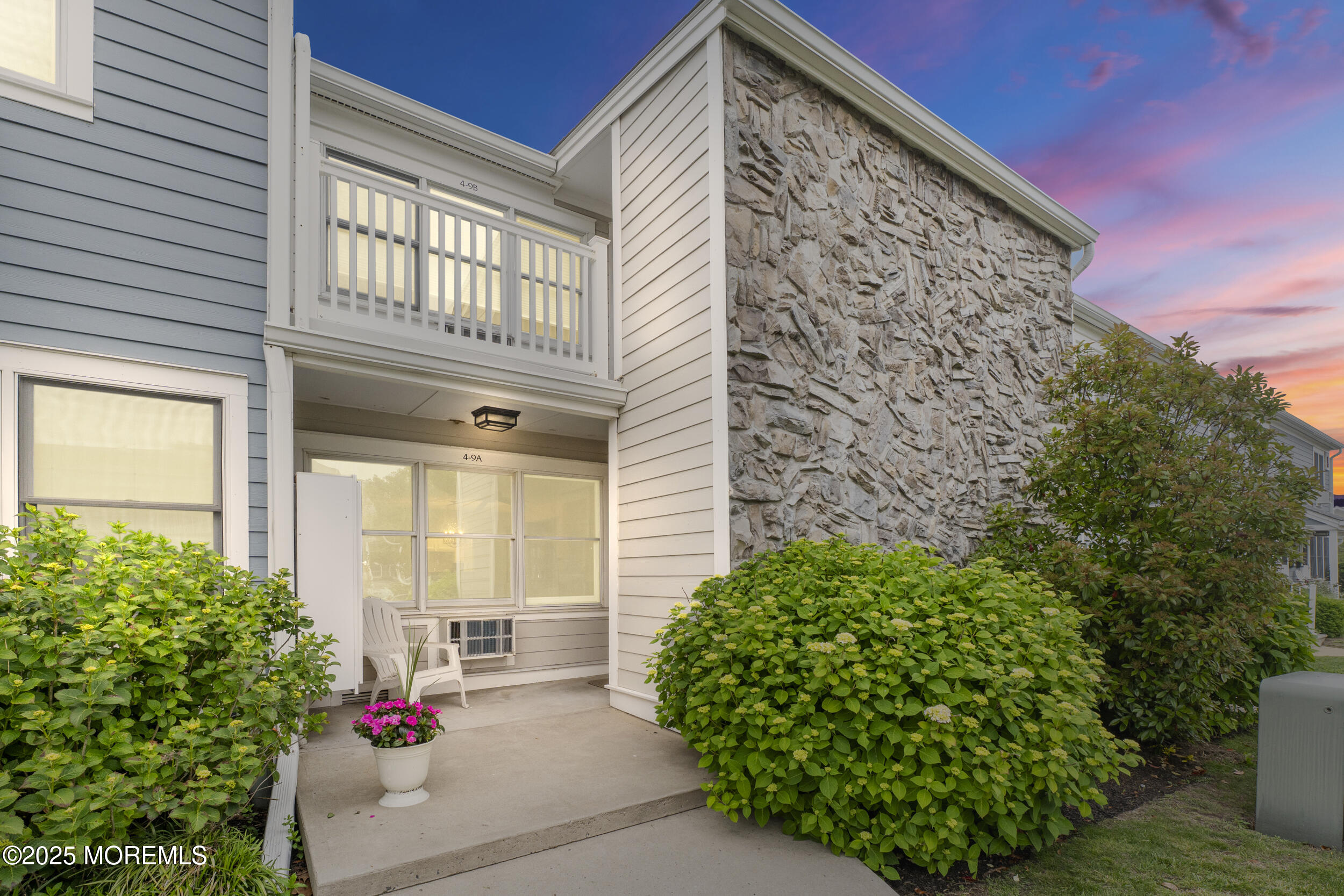 100 Seaview Avenue 9A