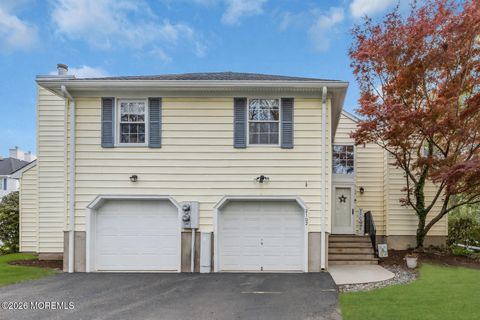 Photo of 2102 Buckingham Circle, Middletown, NJ 07748 (MLS # 22611212)