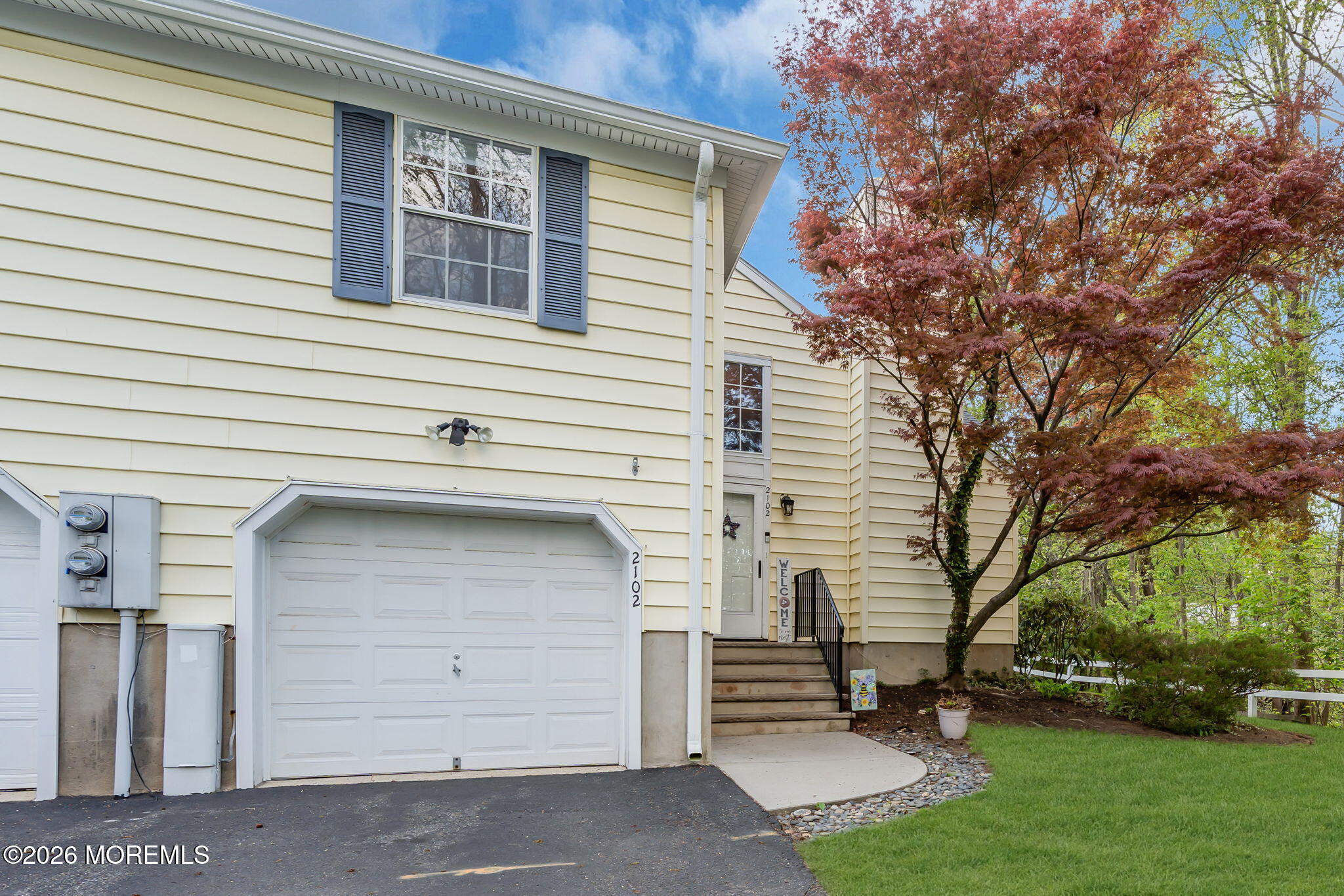 2102 Buckingham Circle