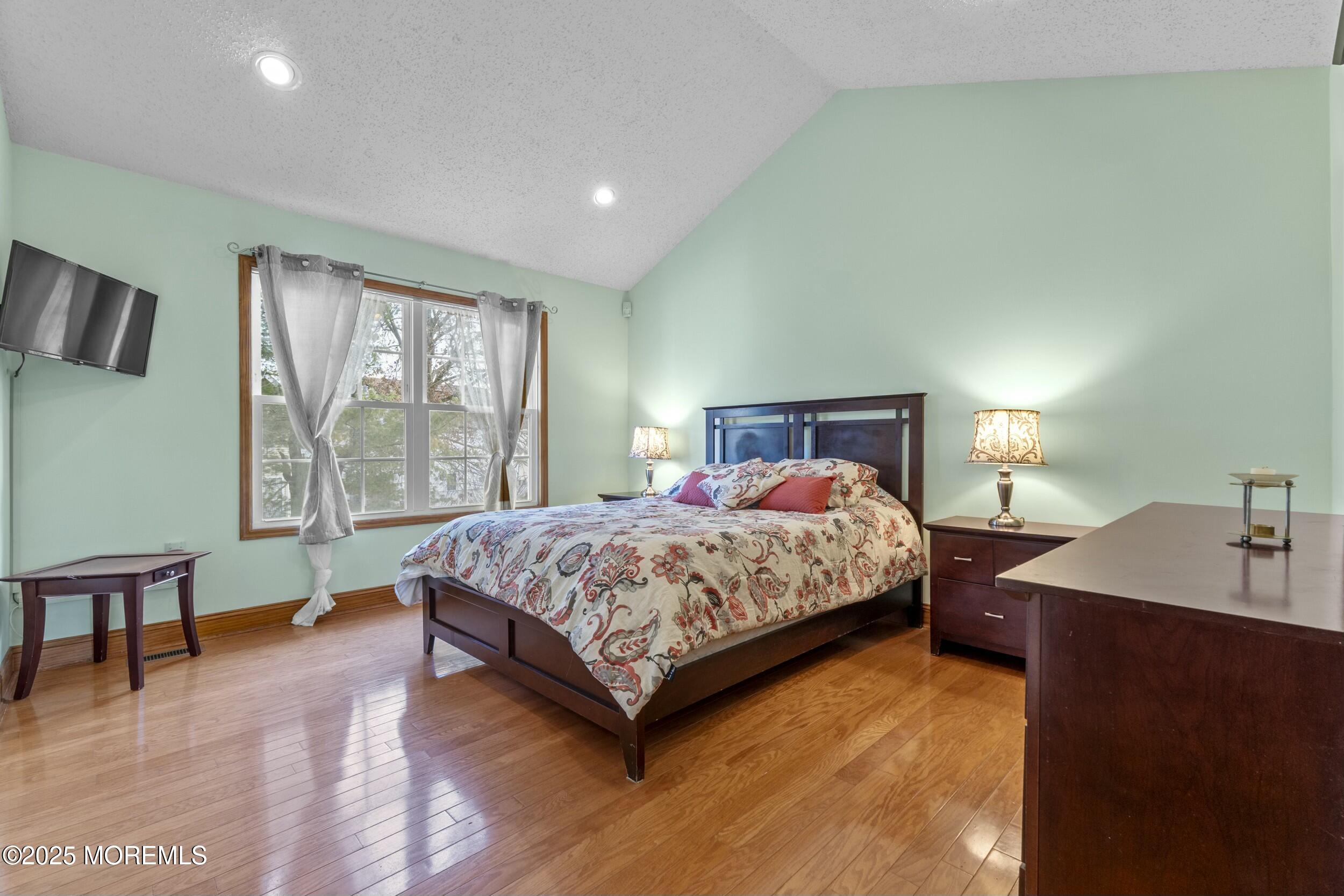 18 Tall Oaks Court, Old Bridge, New Jersey image 32