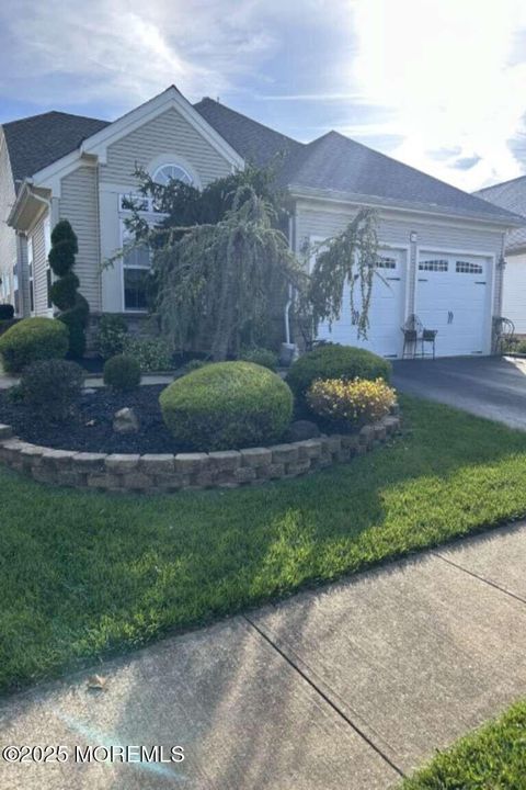Photo of 54 Tuscany Circle, Manchester, NJ 08759 (MLS # 22530319)