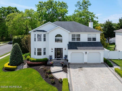 Homes For Sale - 49 Diamond Lane<br/> Howell, NJ 07731