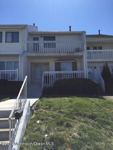 Townhouse For Rent - 16 Cedar Avenue<br/> Long Branch, NJ 07740