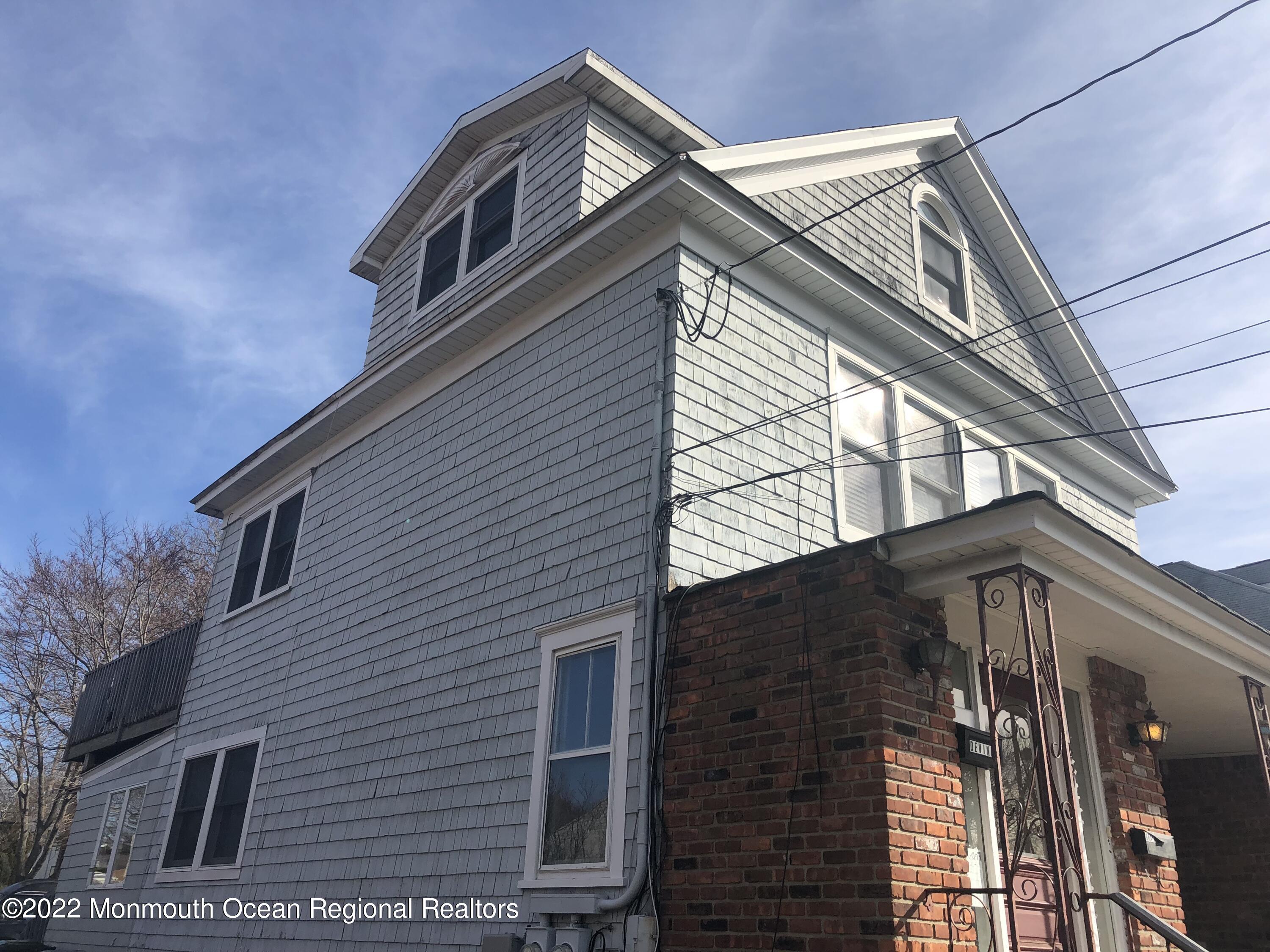 267 Roosevelt Avenue