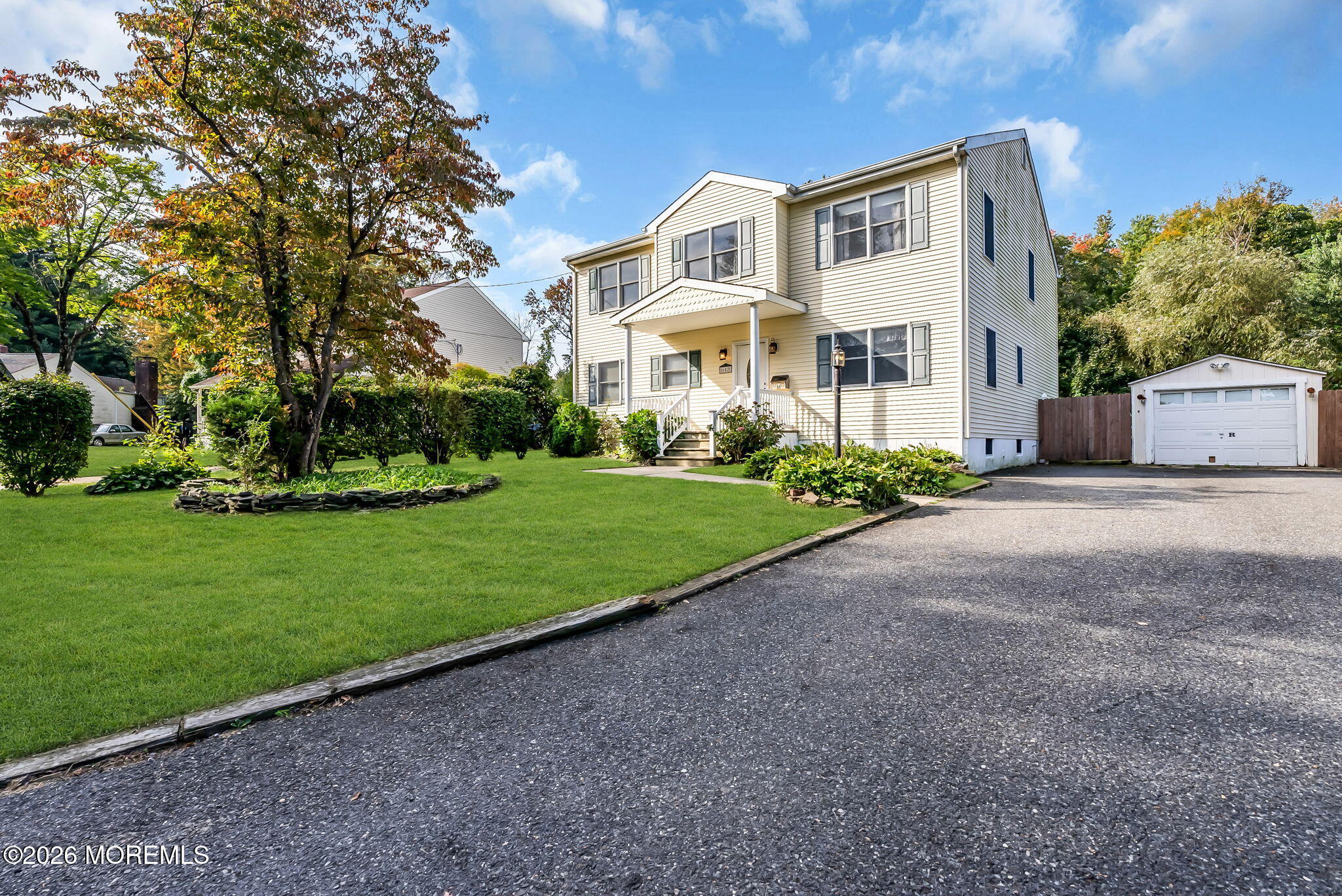 652 Brookside Drive