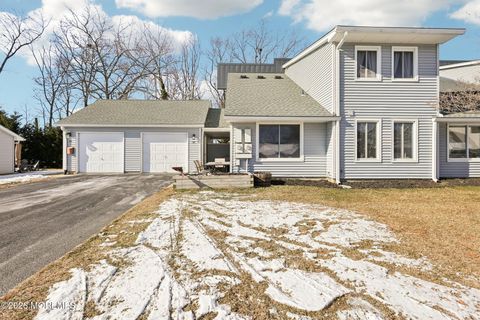 Condo For Sale - 38 Amy Court #1301<br/> Brick, NJ 08724