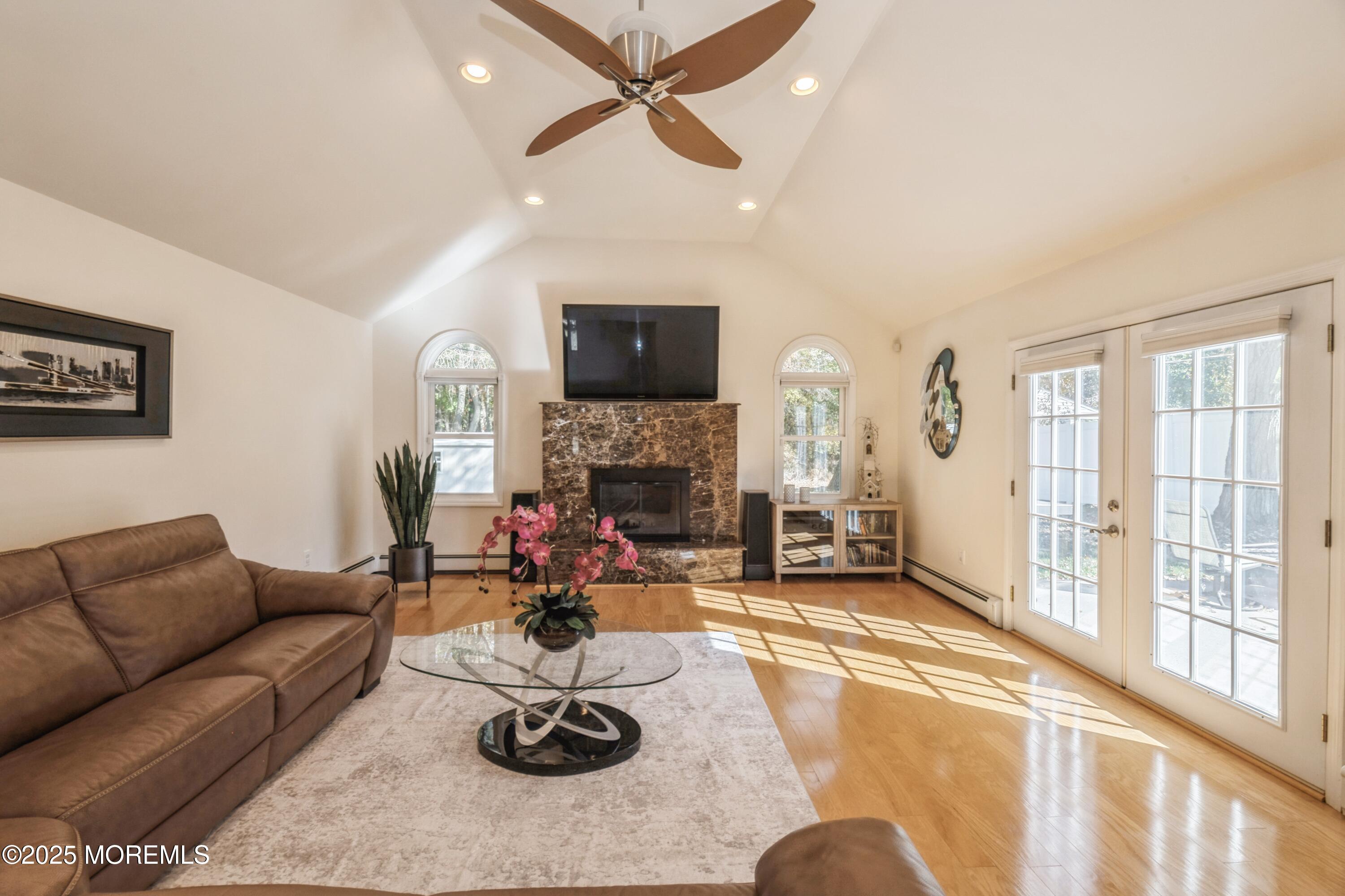 30 Courtland Lane, Aberdeen, New Jersey image 12