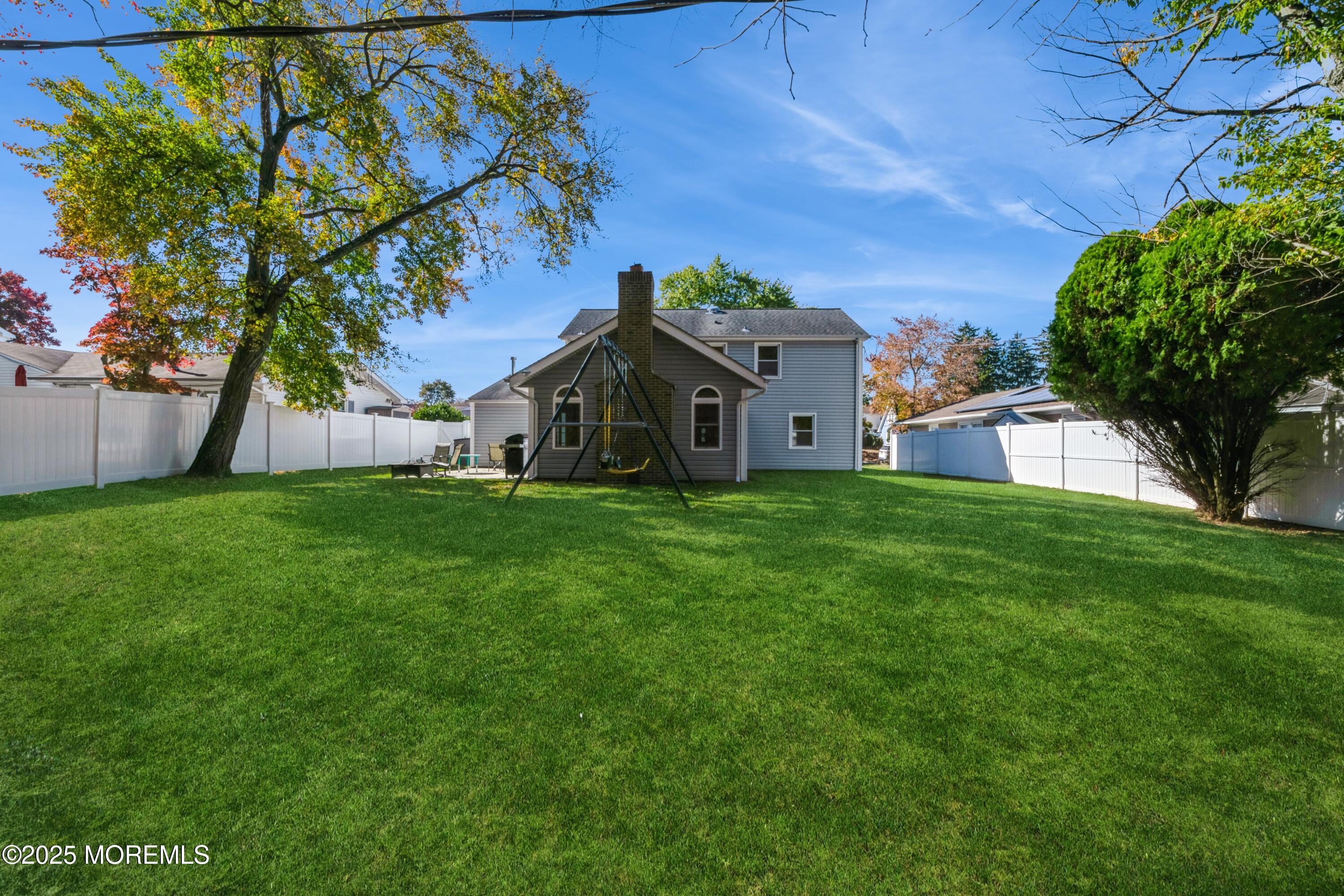 30 Courtland Lane, Aberdeen, New Jersey image 21