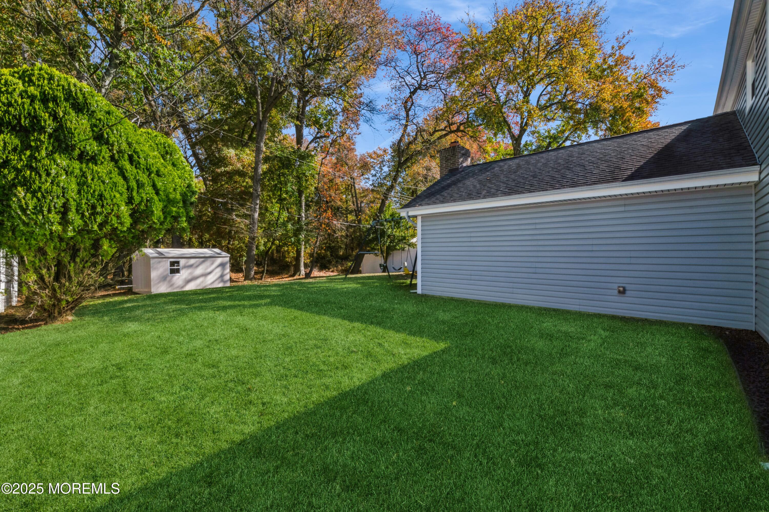 30 Courtland Lane, Aberdeen, New Jersey image 20