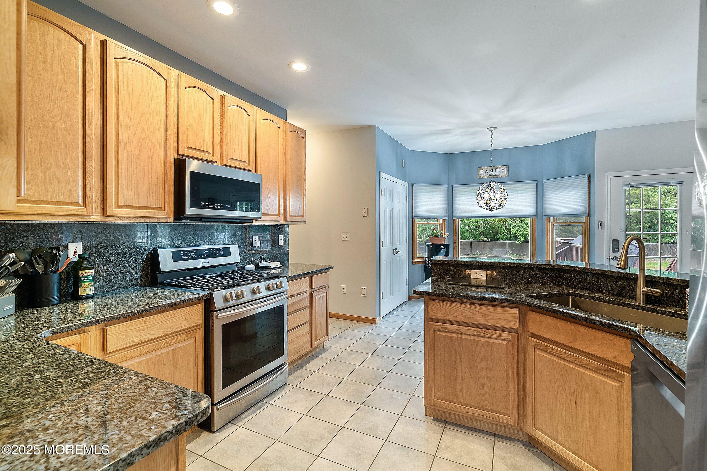 629 Lloyd Road, Aberdeen, New Jersey image 11