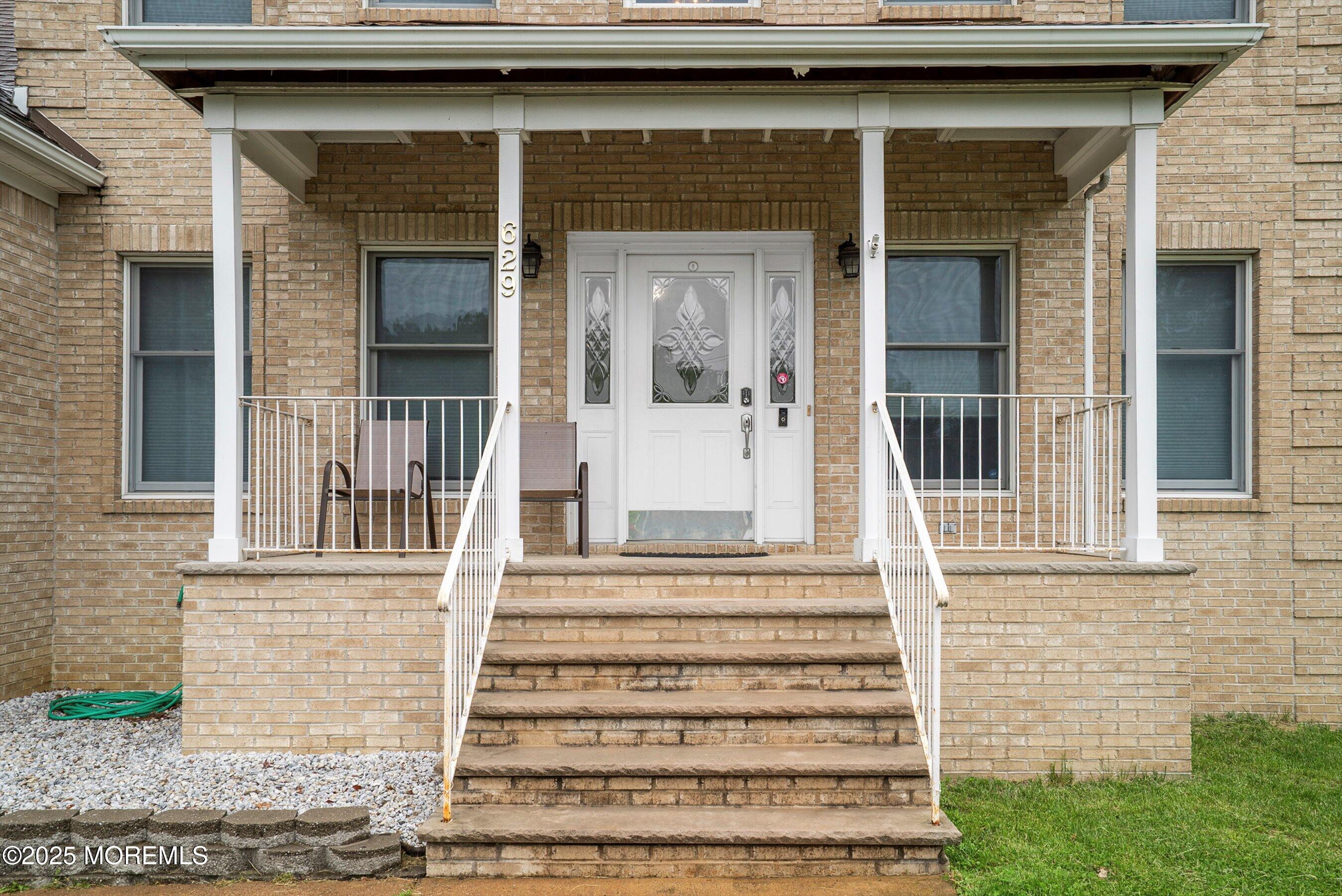 629 Lloyd Road