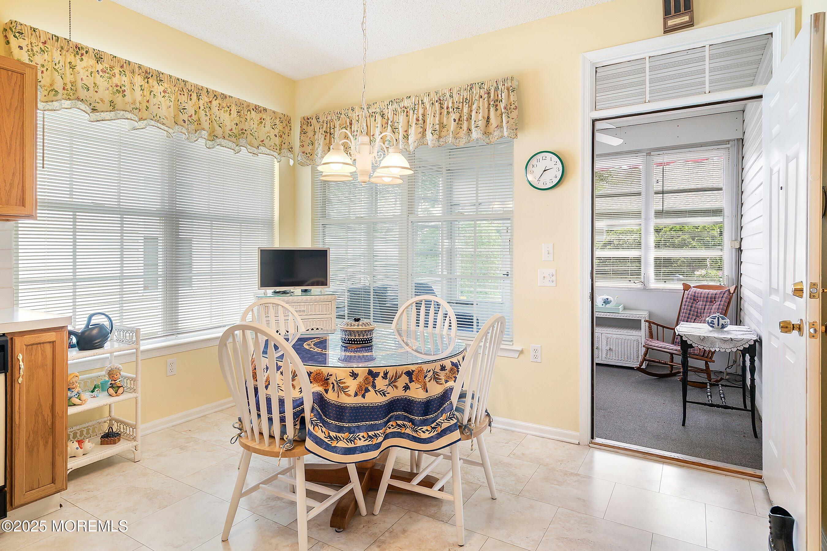 10 Sunflower Lane, Brick, New Jersey image 15