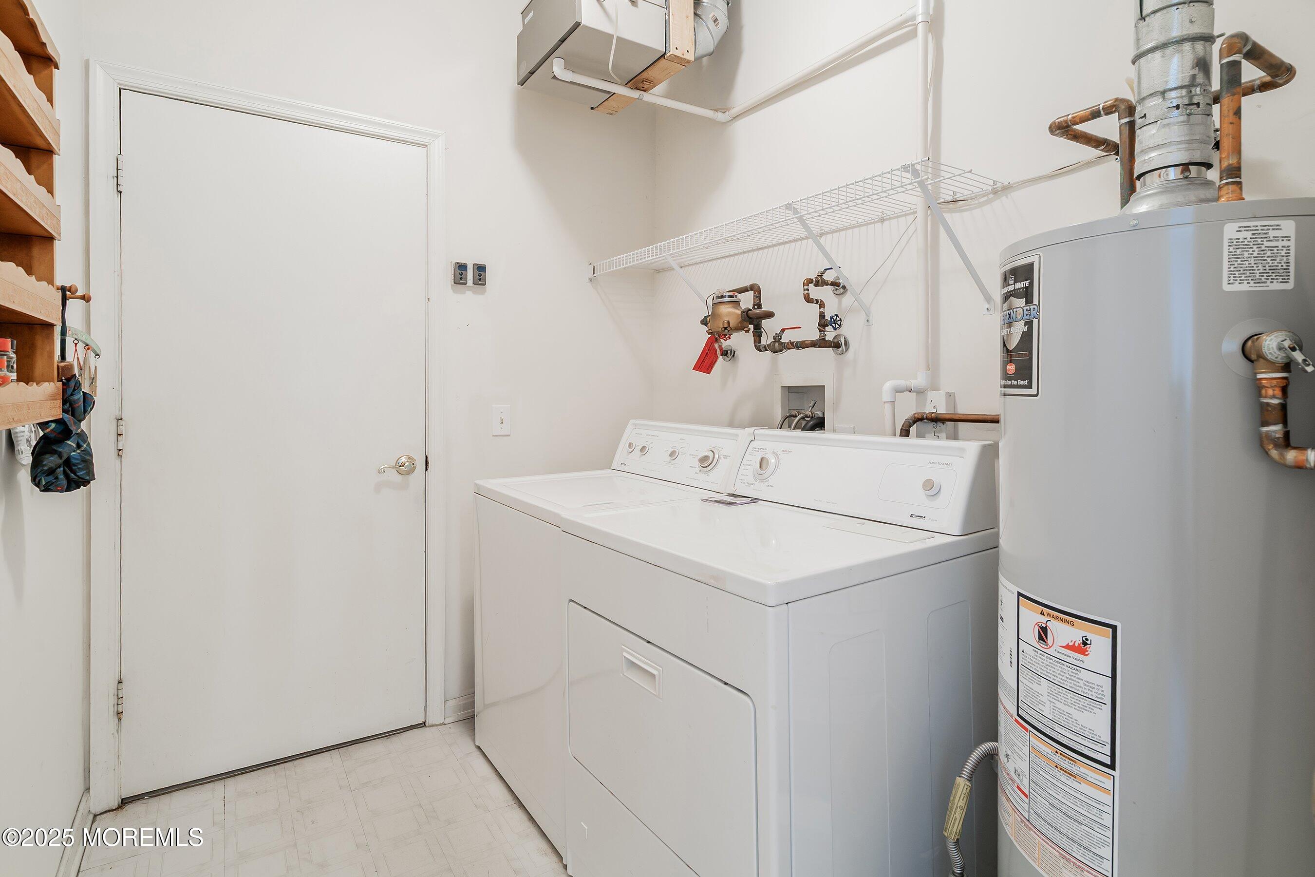 10 Sunflower Lane, Brick, New Jersey image 24