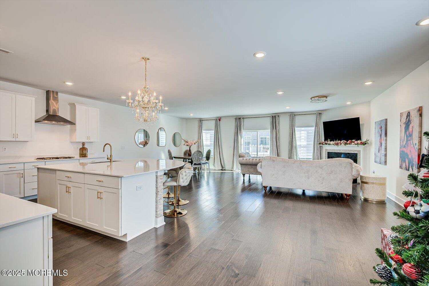 1001 Navigator Avenue