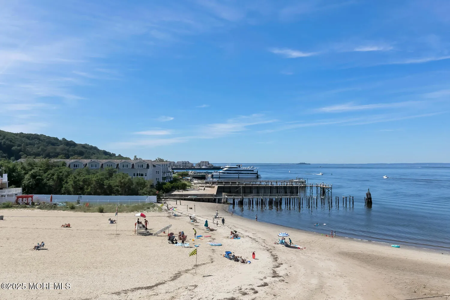 Highlands, New Jersey 07732, United States, 1 Bedroom Bedrooms, ,1 BathroomBathrooms,Residential,Active,231958