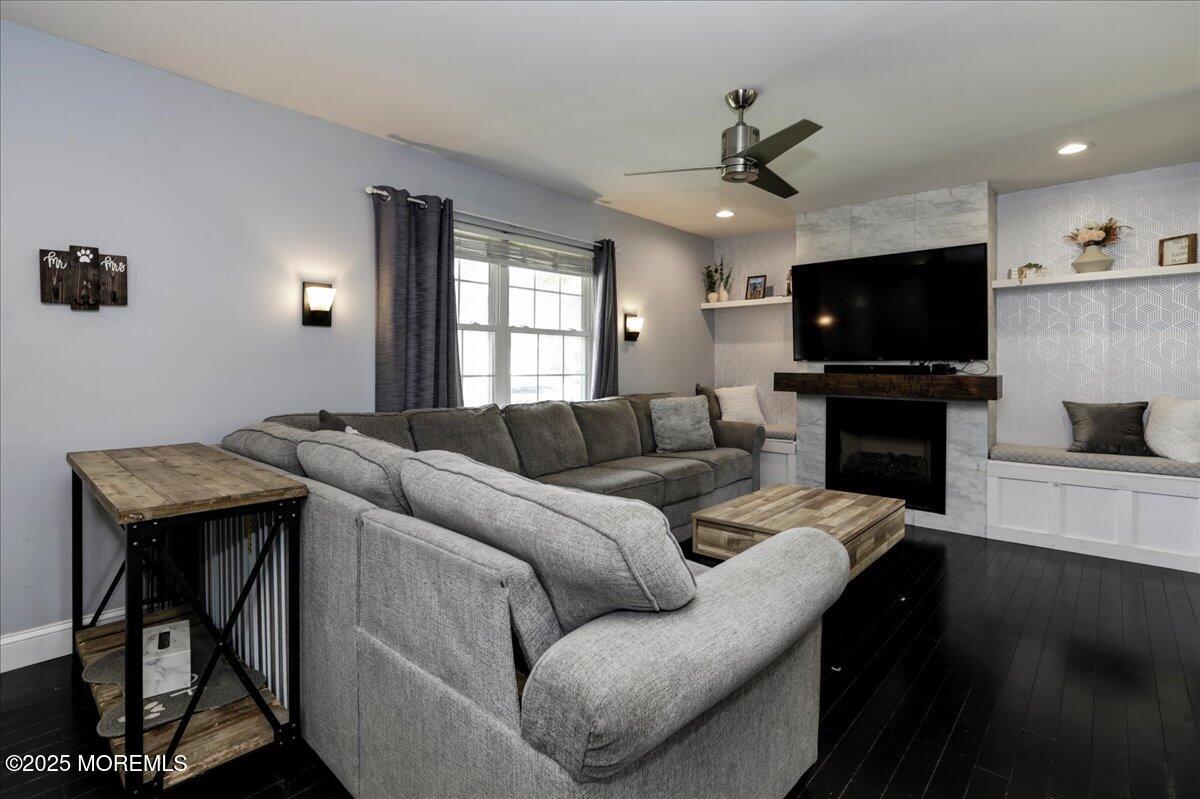 896 Dorset Passage, Toms River, New Jersey image 3