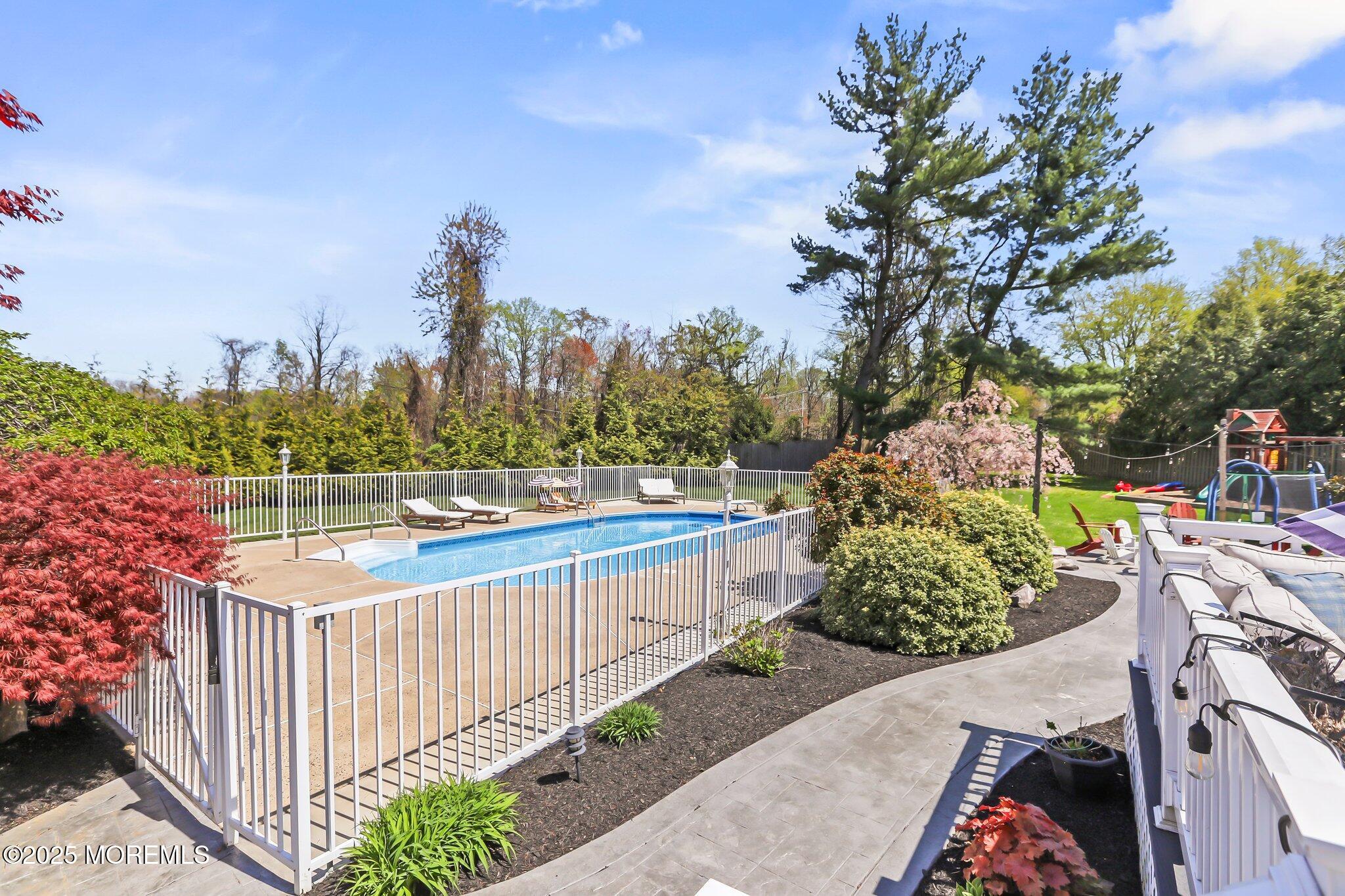 60 Basswood Court, Red Bank, New Jersey image 35