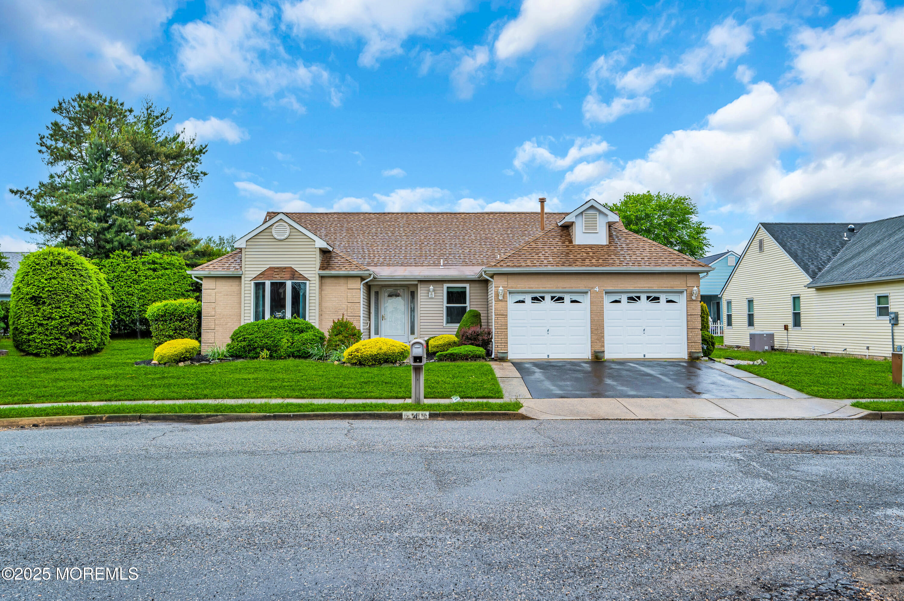 4 Blyth Court, Toms River, New Jersey image 1