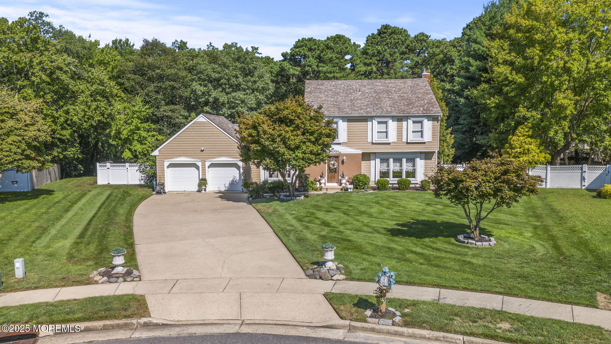 9 Sherman Court, Manalapan, New Jersey image 1