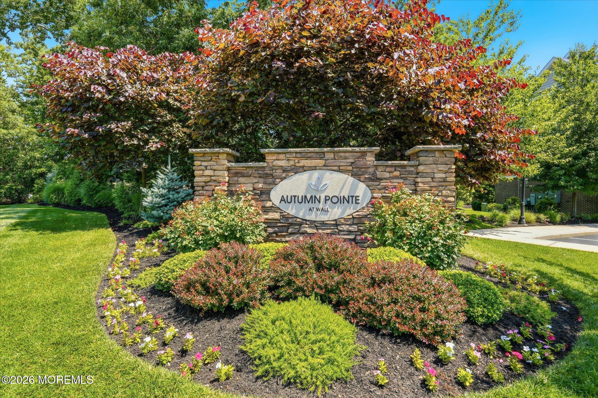 2410 Greentree Drive