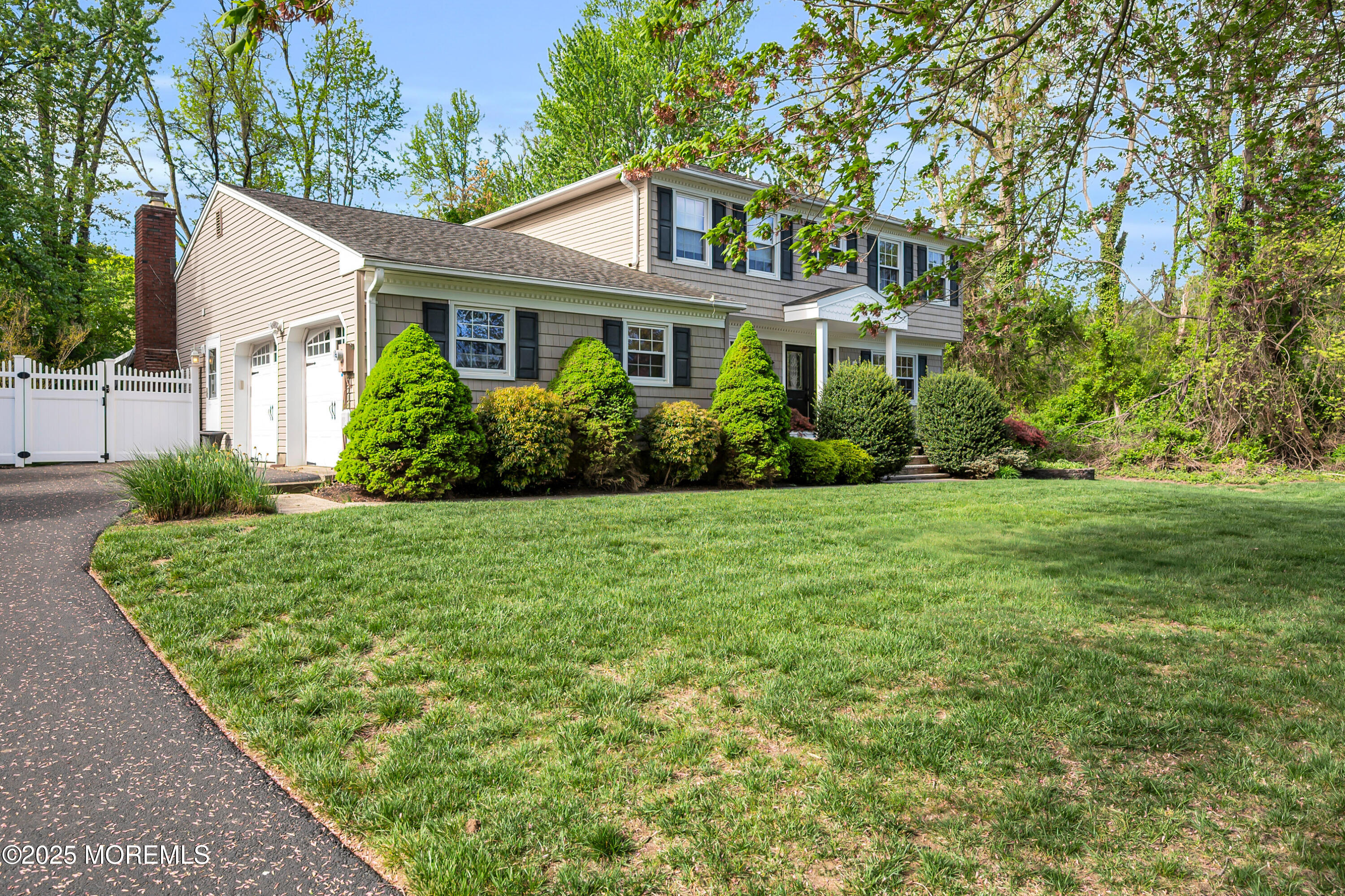21 Schelly Drive, Middletown, New Jersey image 2