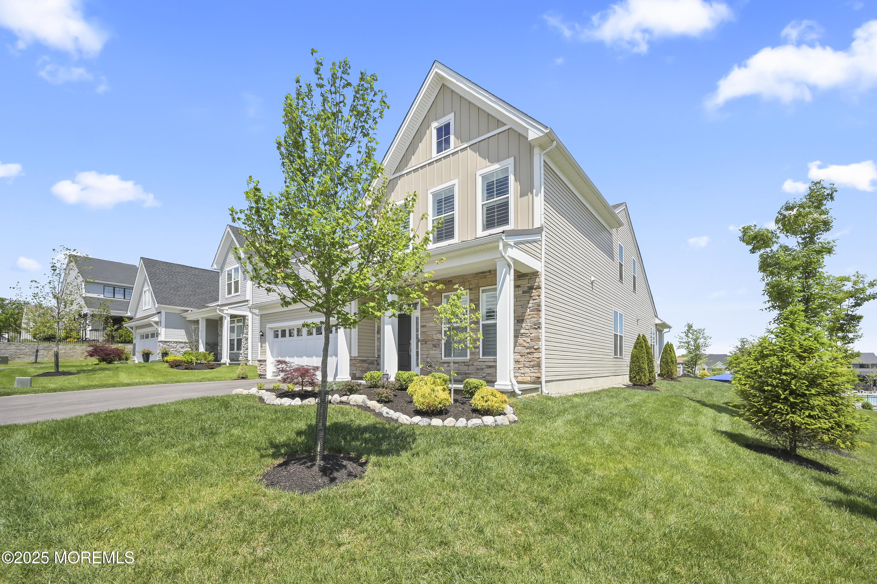 60 Sofia Drive, Manalapan, New Jersey image 2