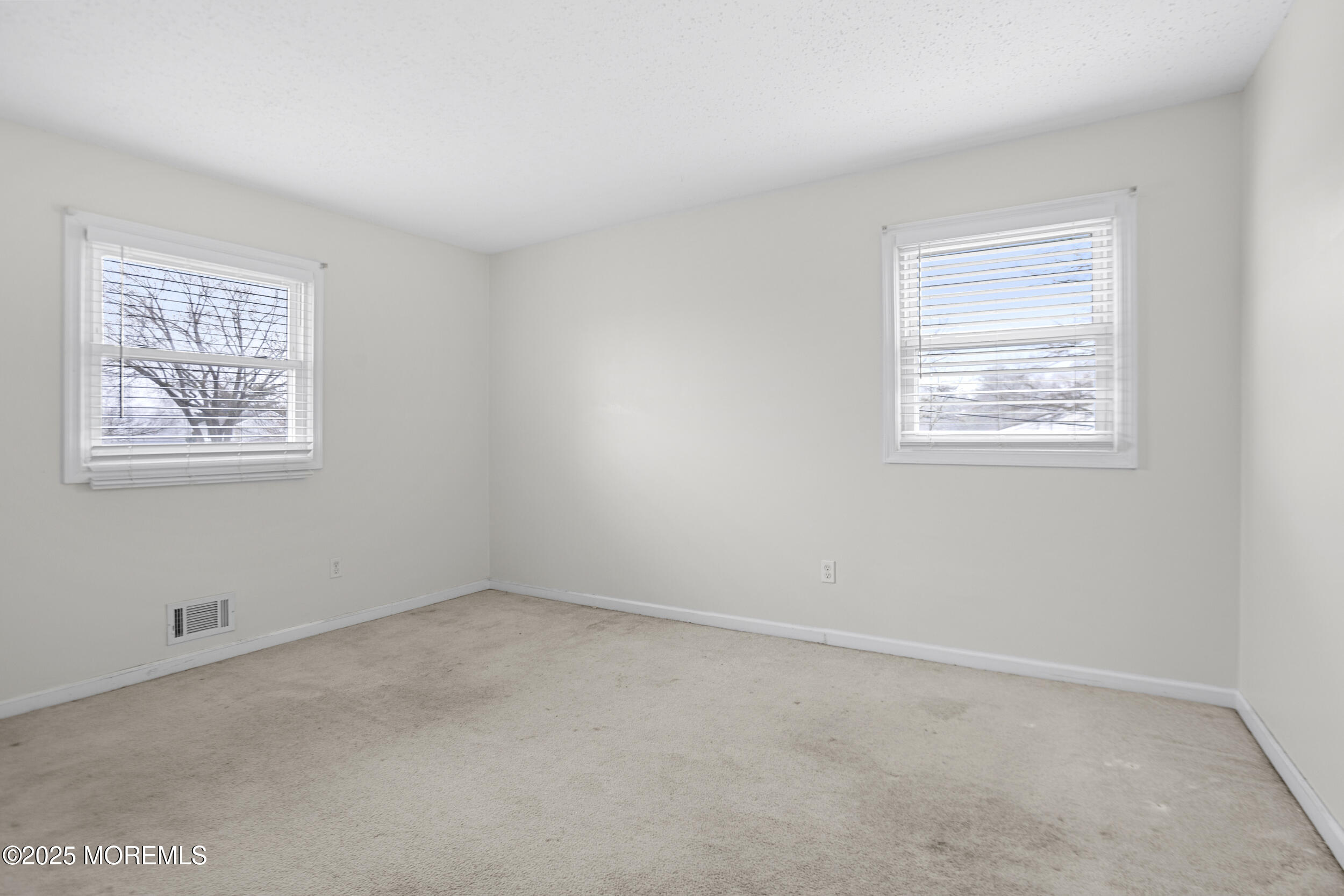 952 Surf Avenue, Beachwood, New Jersey image 17