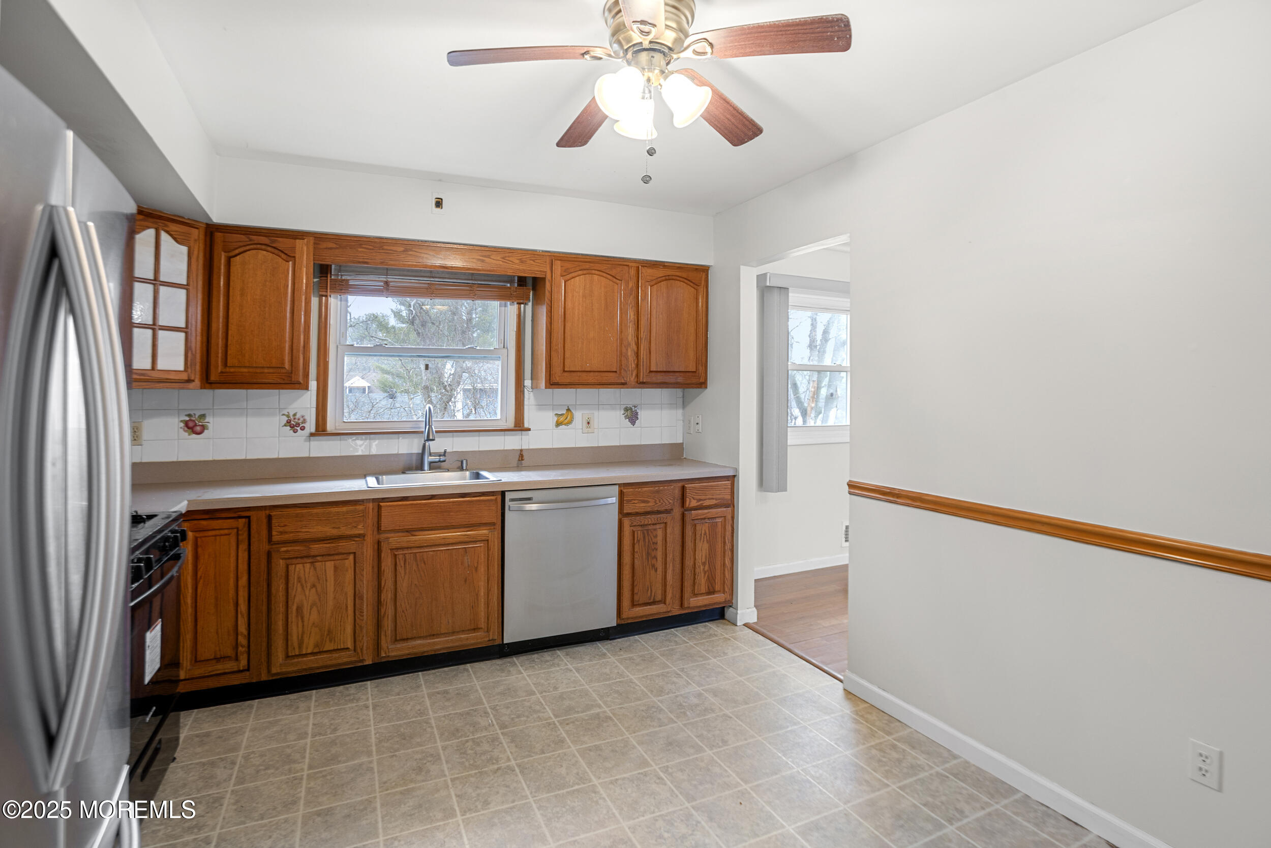 952 Surf Avenue, Beachwood, New Jersey image 12