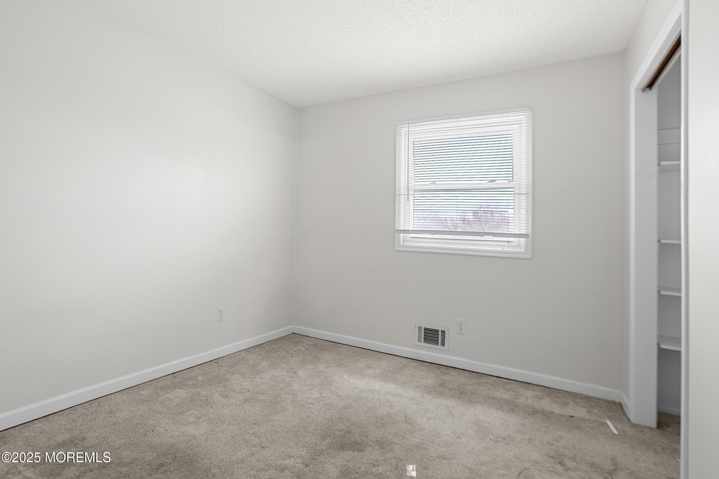 952 Surf Avenue, Beachwood, New Jersey image 14