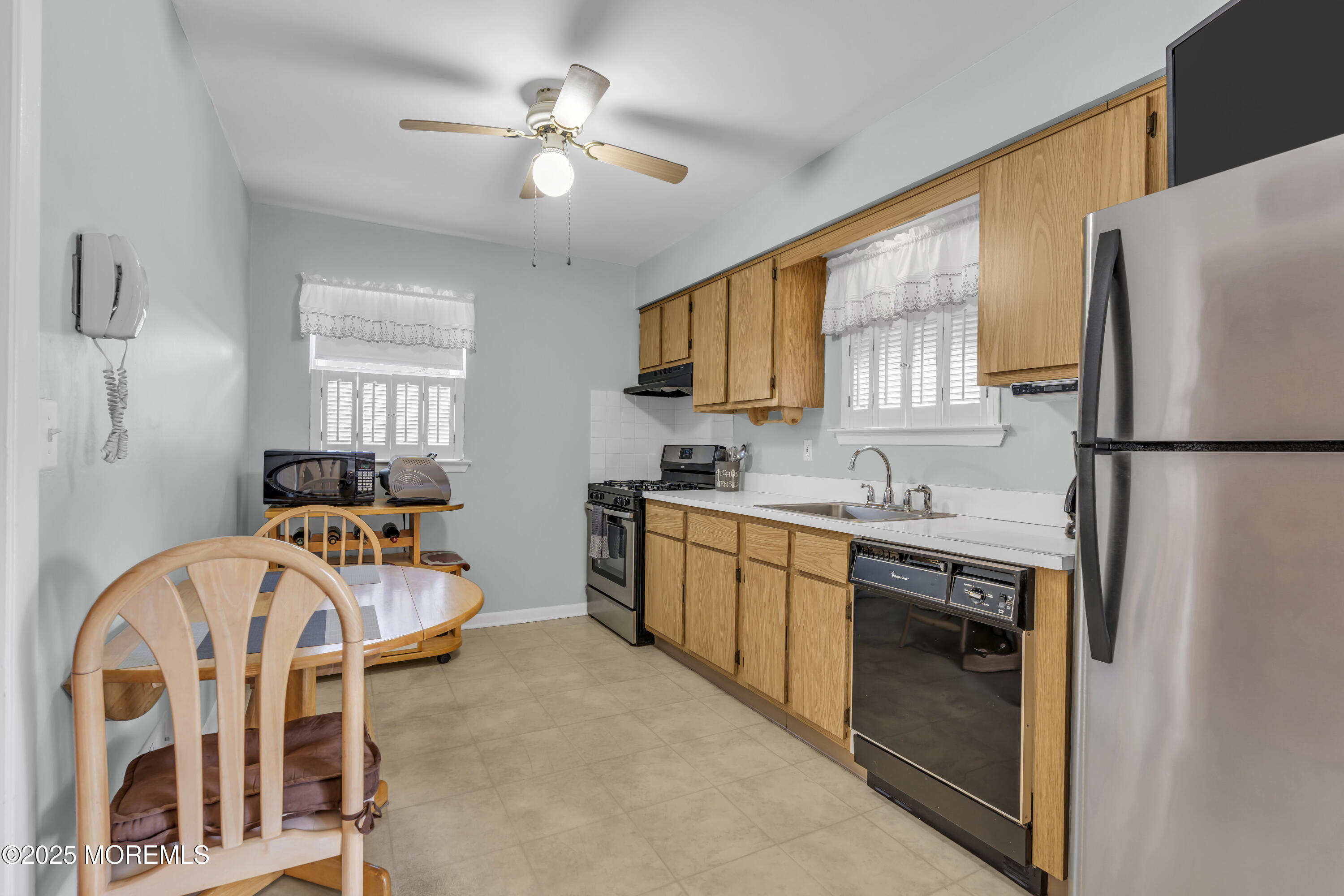 9 Woodmere Court, Barnegat, New Jersey image 8