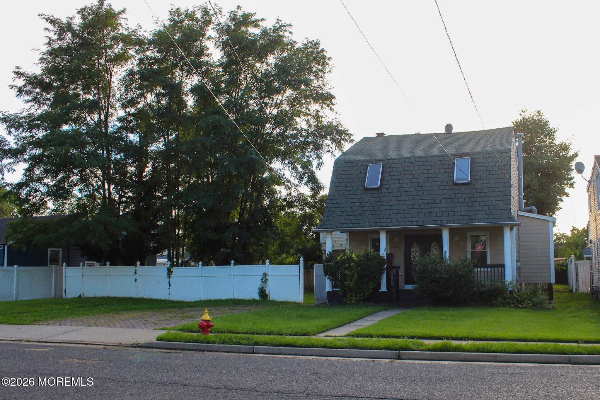 173 - 173A Forest Avenue