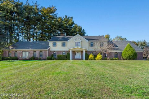 Photo of 2 Pomo Court, Middletown, NJ 07748 (MLS # 22530715)