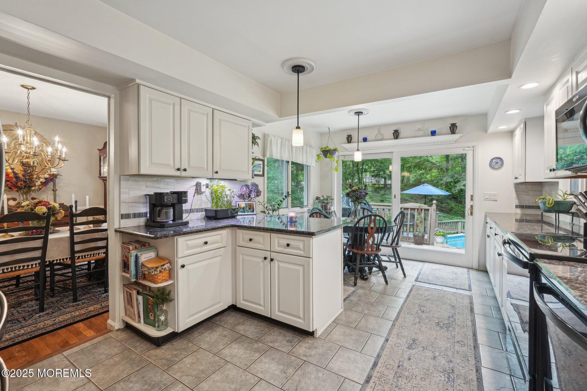 56 Bradrick Lane, West Milford, New Jersey image 12