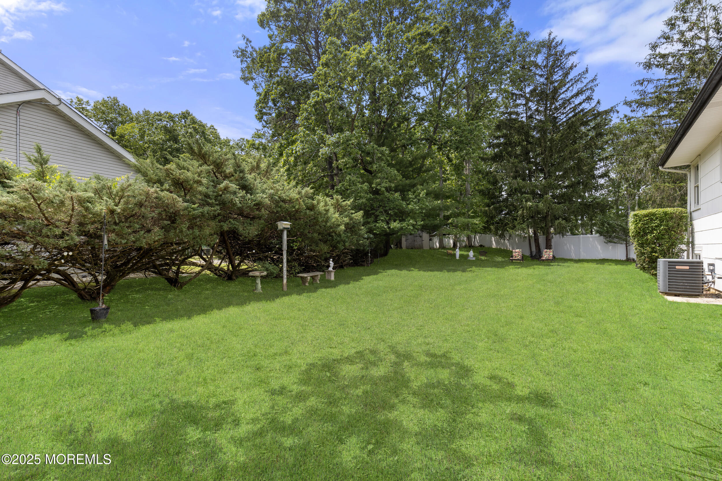 90 Old Bridge Drive, Howell, New Jersey image 39