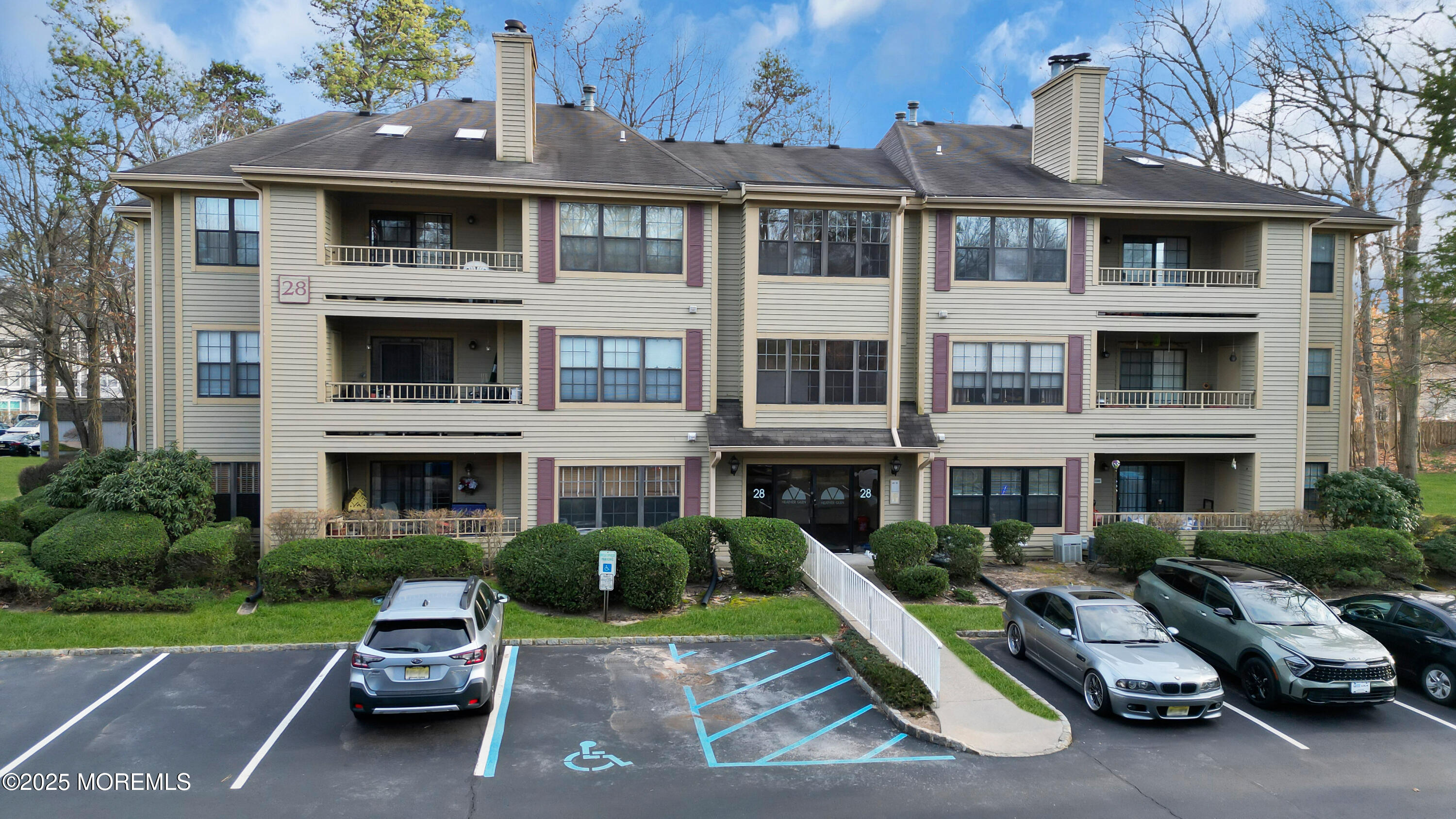 2804 Ridgefield Court #2804, Helmetta, New Jersey image 3