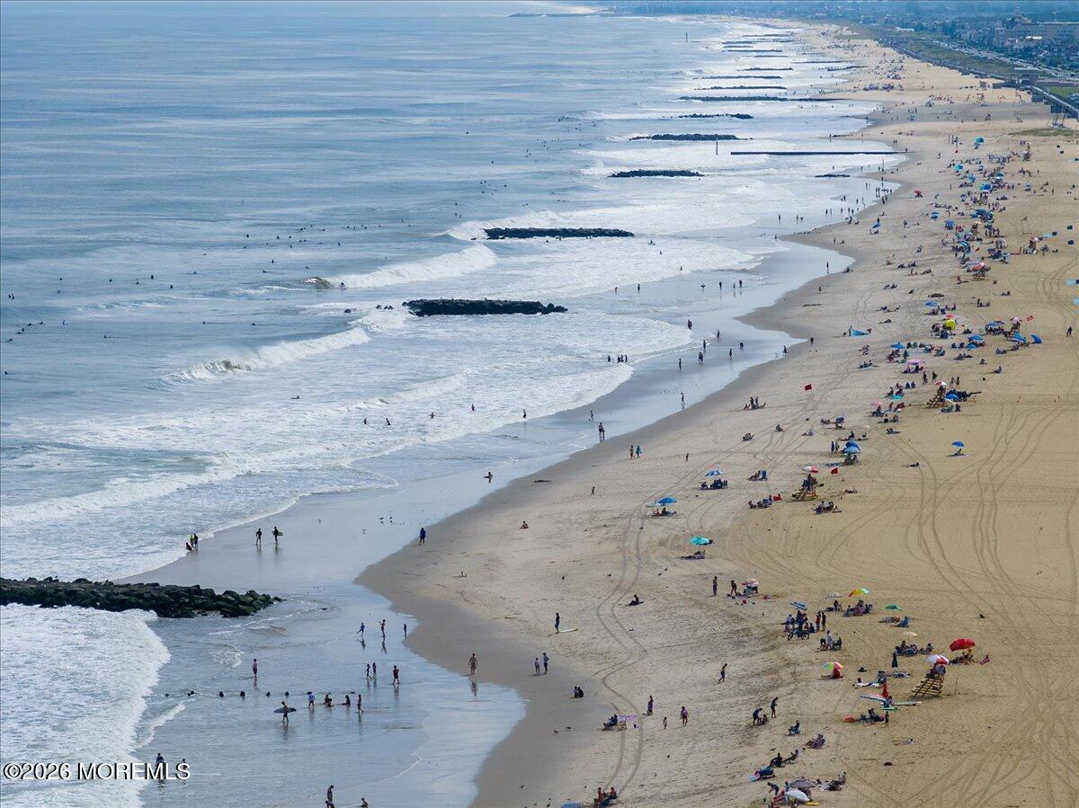 Belmar, New Jersey, 07719, United States, 4 Bedrooms Bedrooms, ,5 BathroomsBathrooms,Residential,Active,2042156